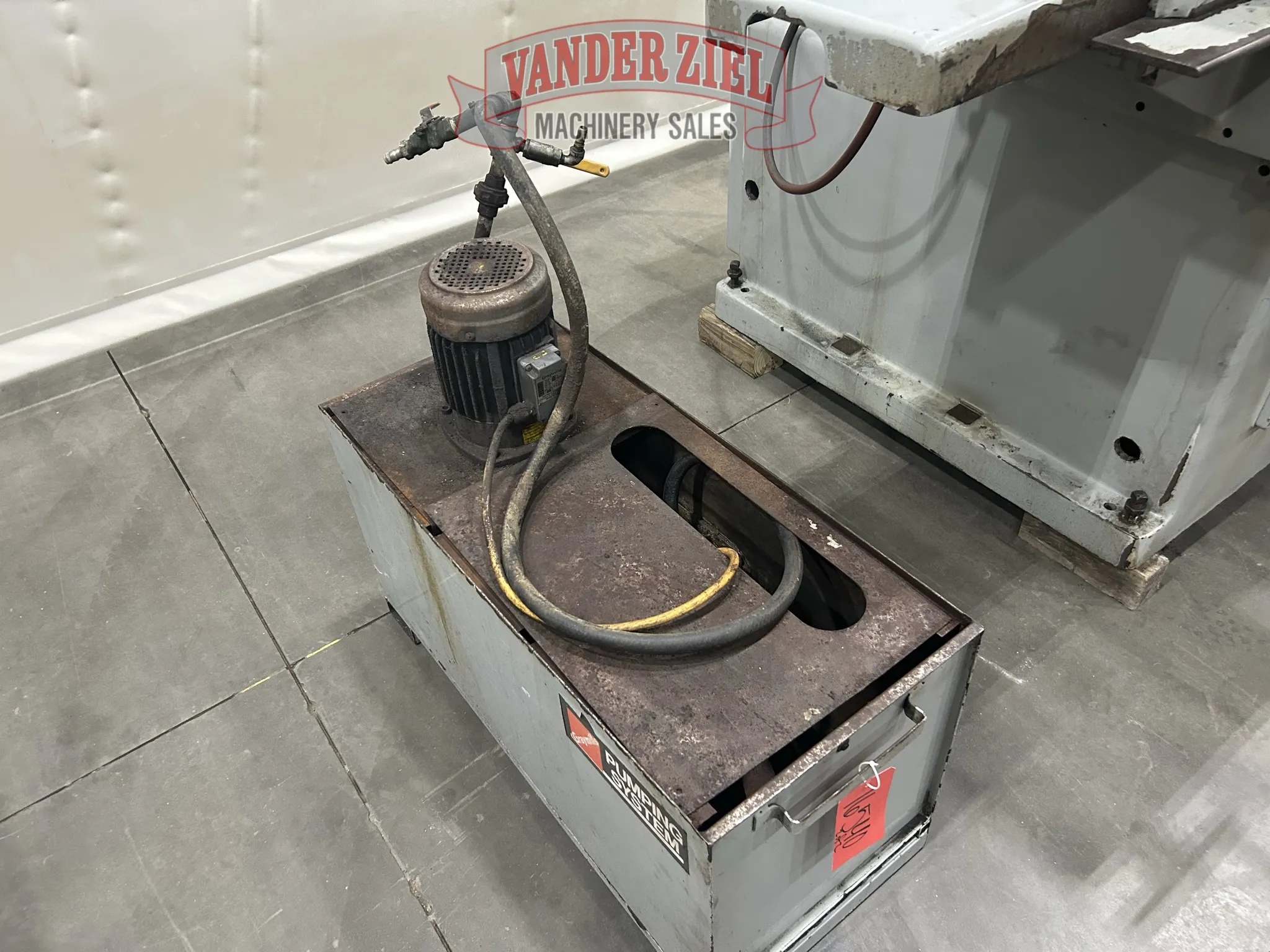 Gallmeyer & Livingston 12" x 24" Hydraulic Surface Grinder, Model 373 - Prefetch Image 40085