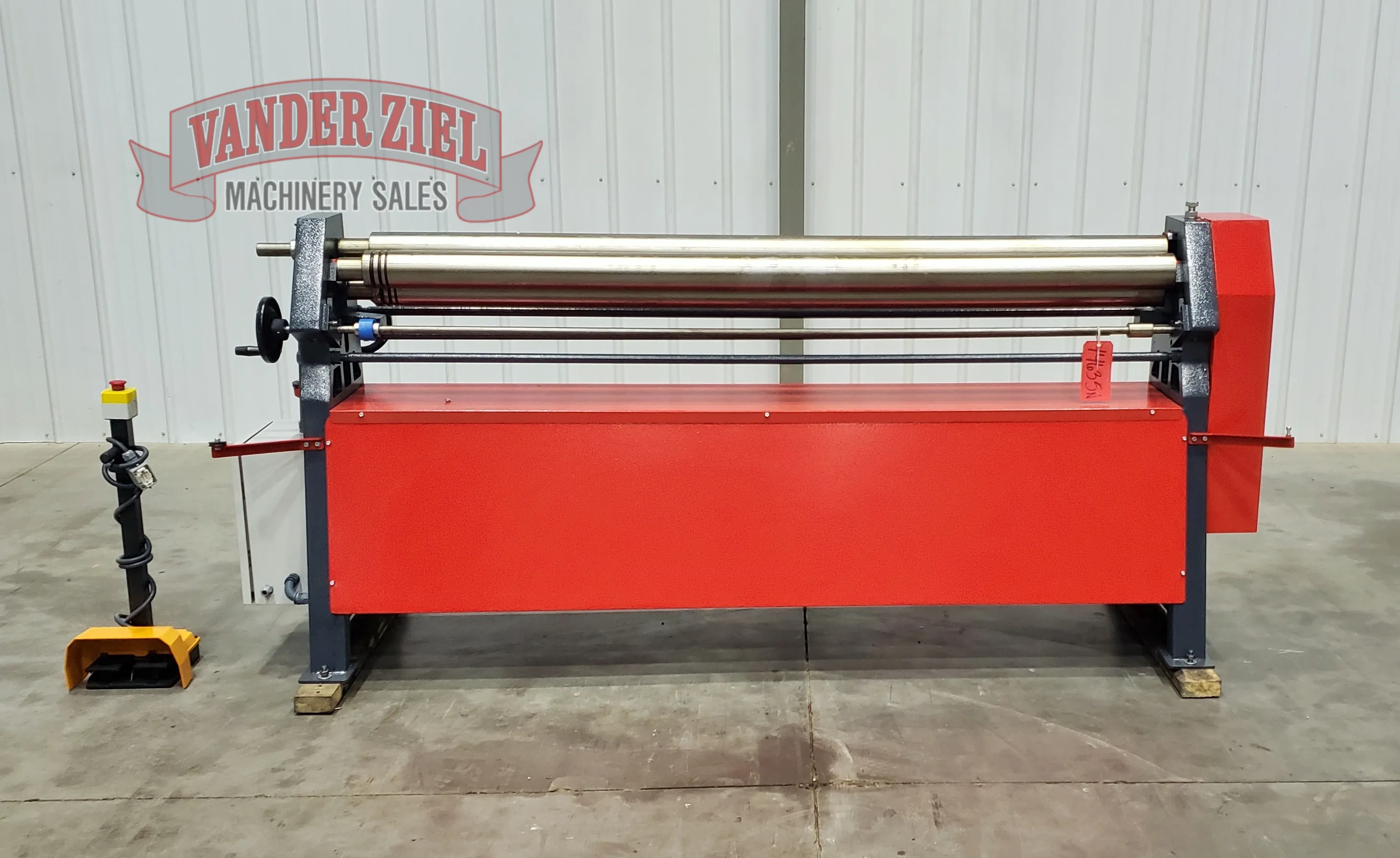 Akyapak 6' x 16 Gauge 3 Roll Initial Pinch Plate Roll - Main Image 1