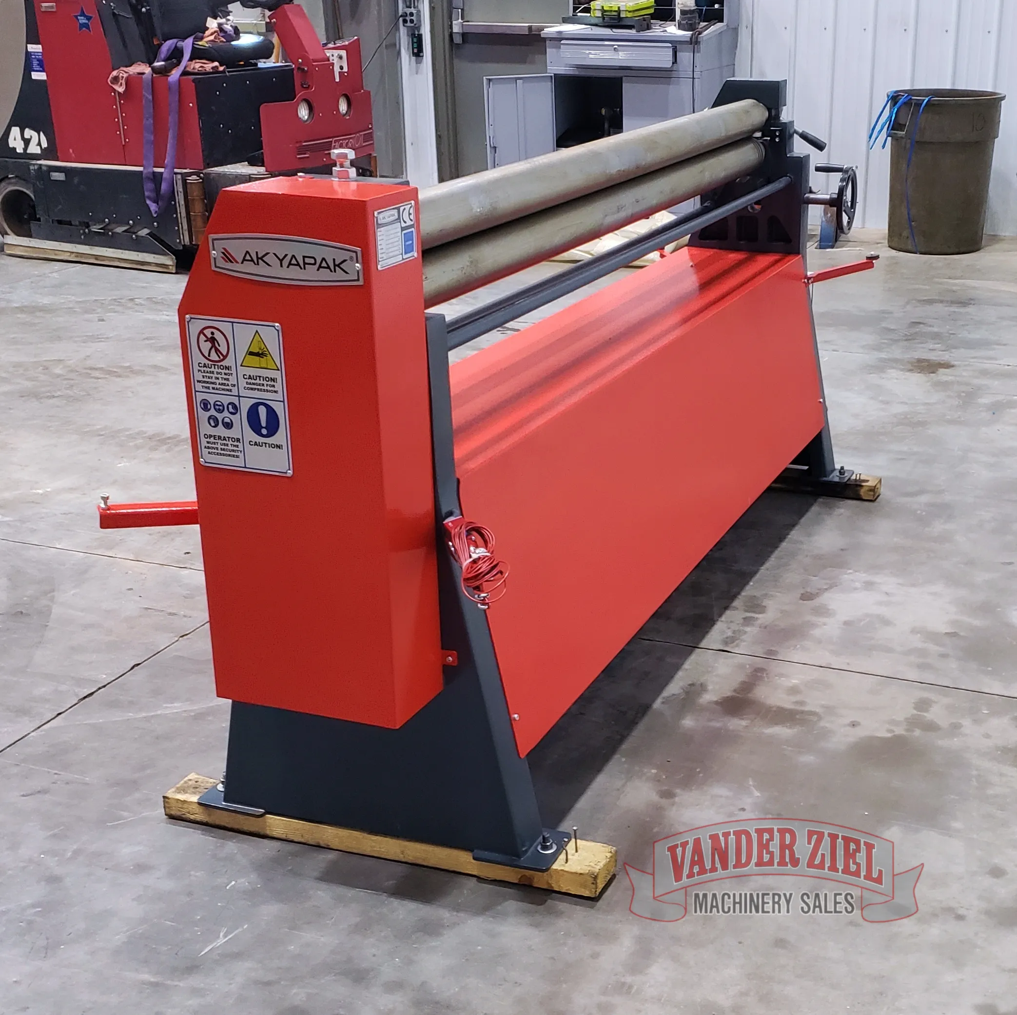 Akyapak 6' x 16 Gauge 3 Roll Initial Pinch Plate Roll - Prefetch Image 40215