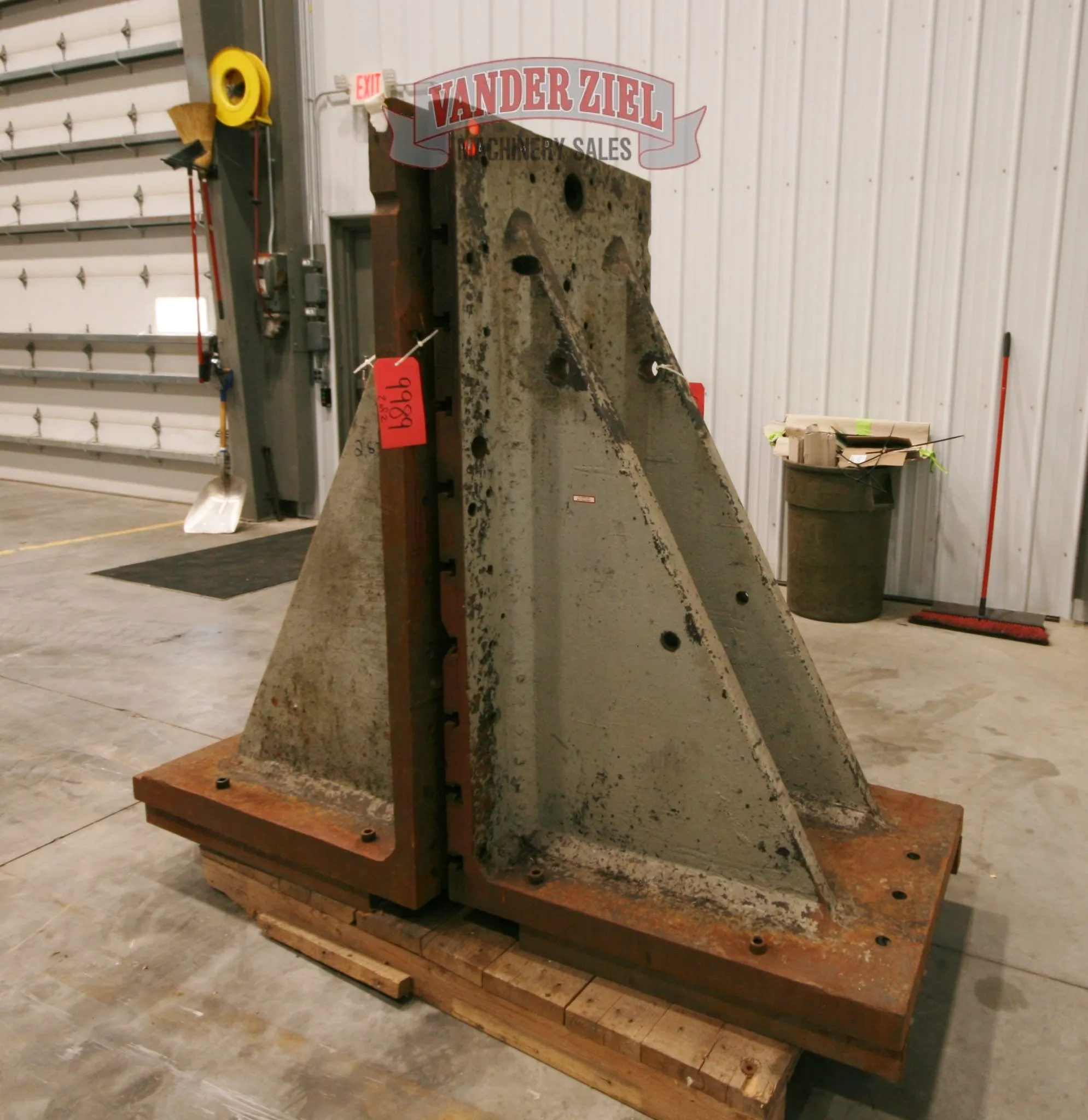 52" x 42" x 96" Angle Plates - Prefetch Image 4060