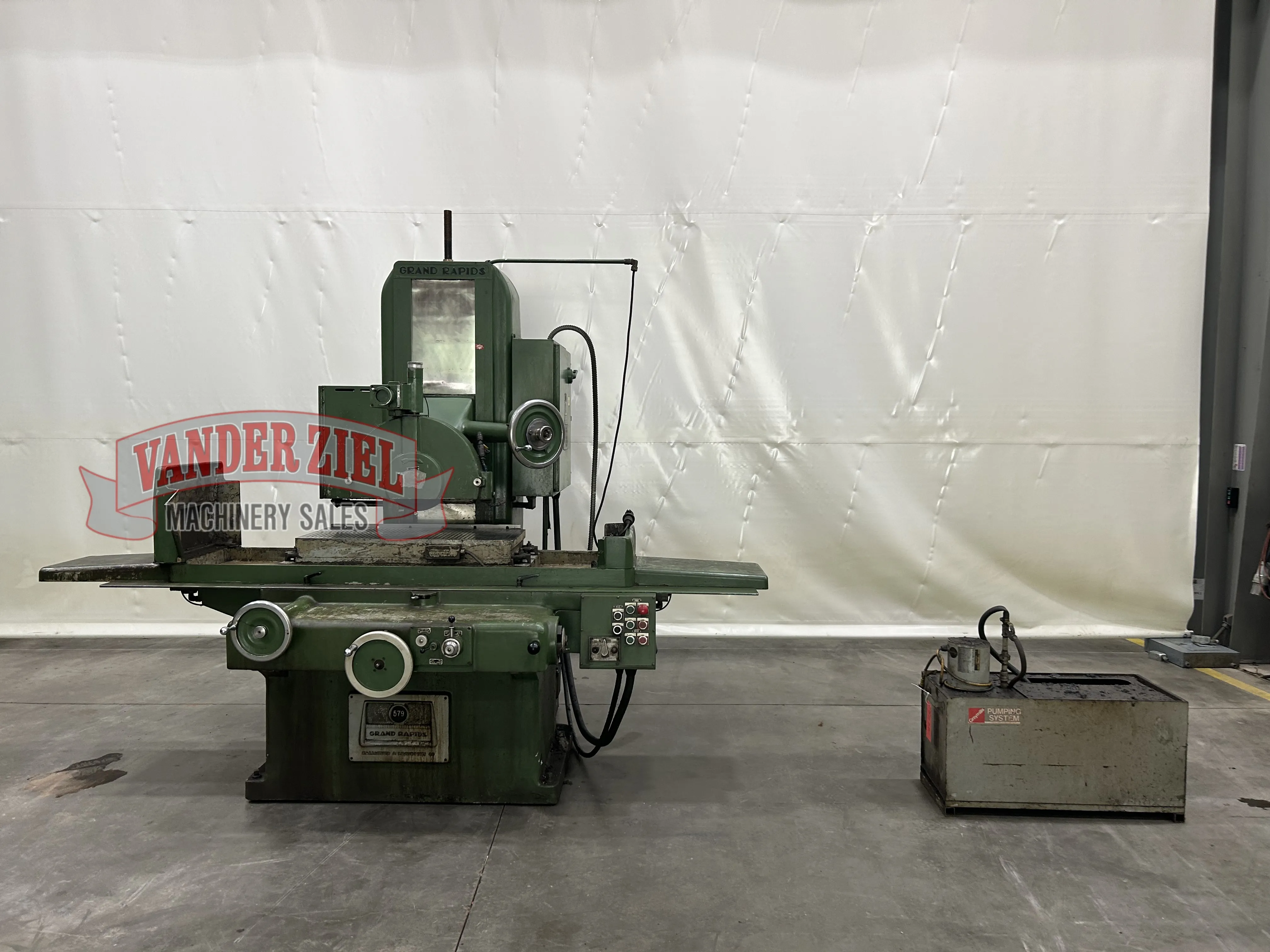 Gallmeyer & Livingston 16” x 36” Hydraulic Surface Grinder, Model 579 - Prefetch Image 40657