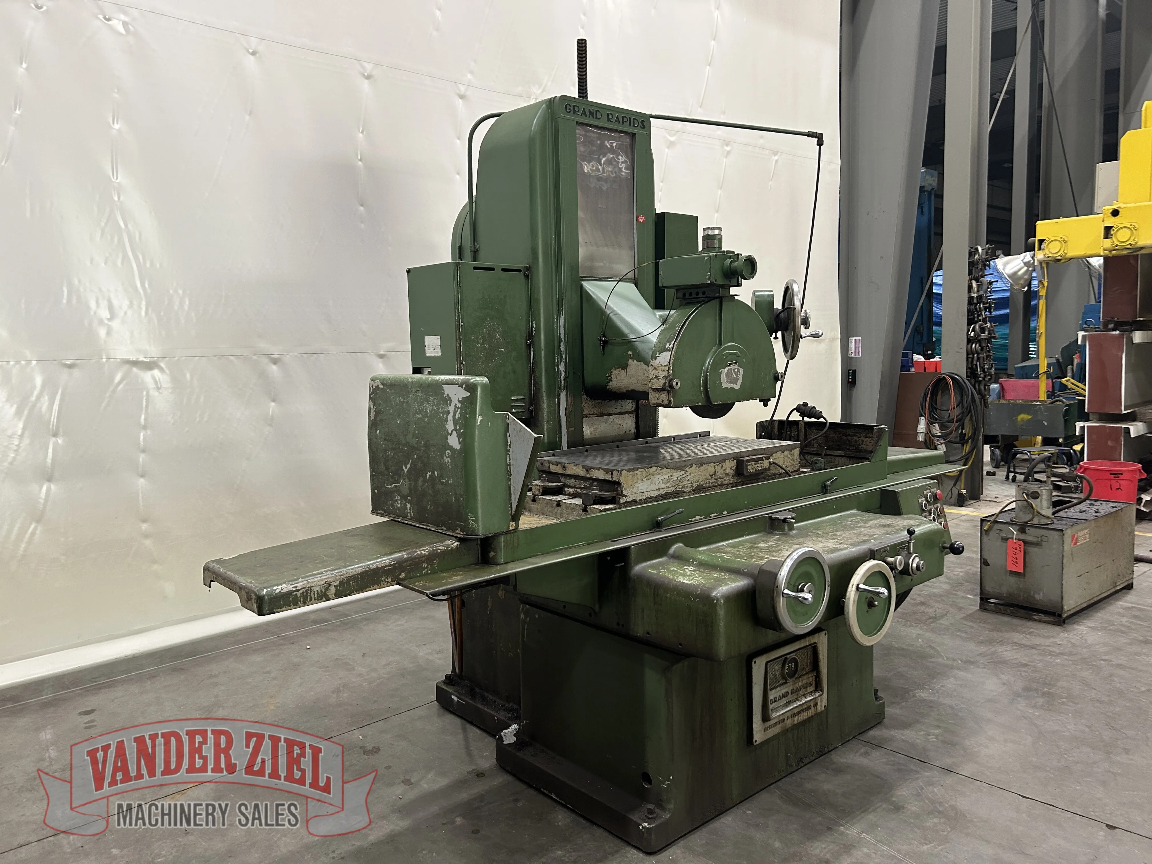 Gallmeyer & Livingston 16” x 36” Hydraulic Surface Grinder, Model 579 - Prefetch Image 40660
