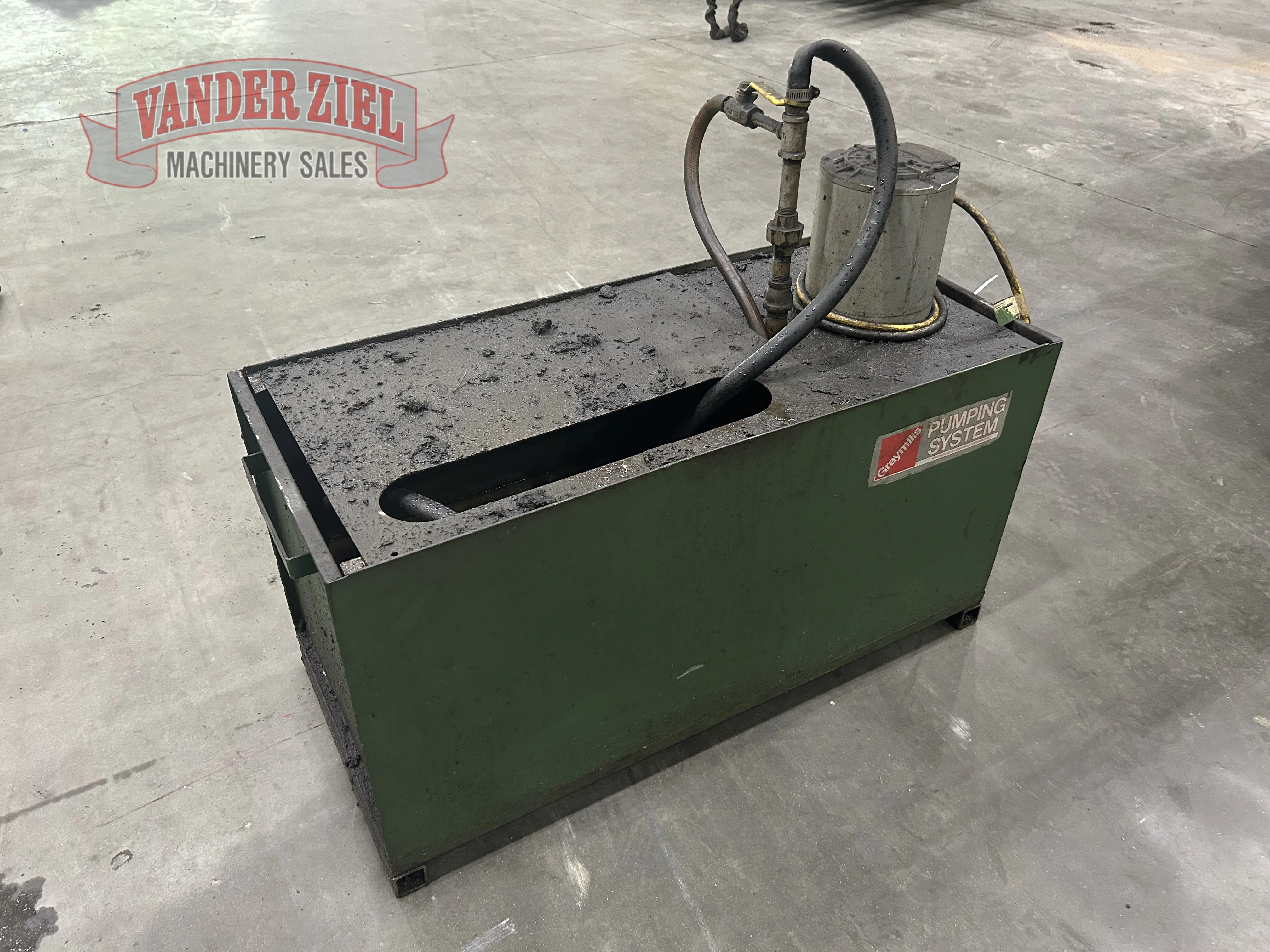 Gallmeyer & Livingston 16” x 36” Hydraulic Surface Grinder, Model 579 - Prefetch Image 40666