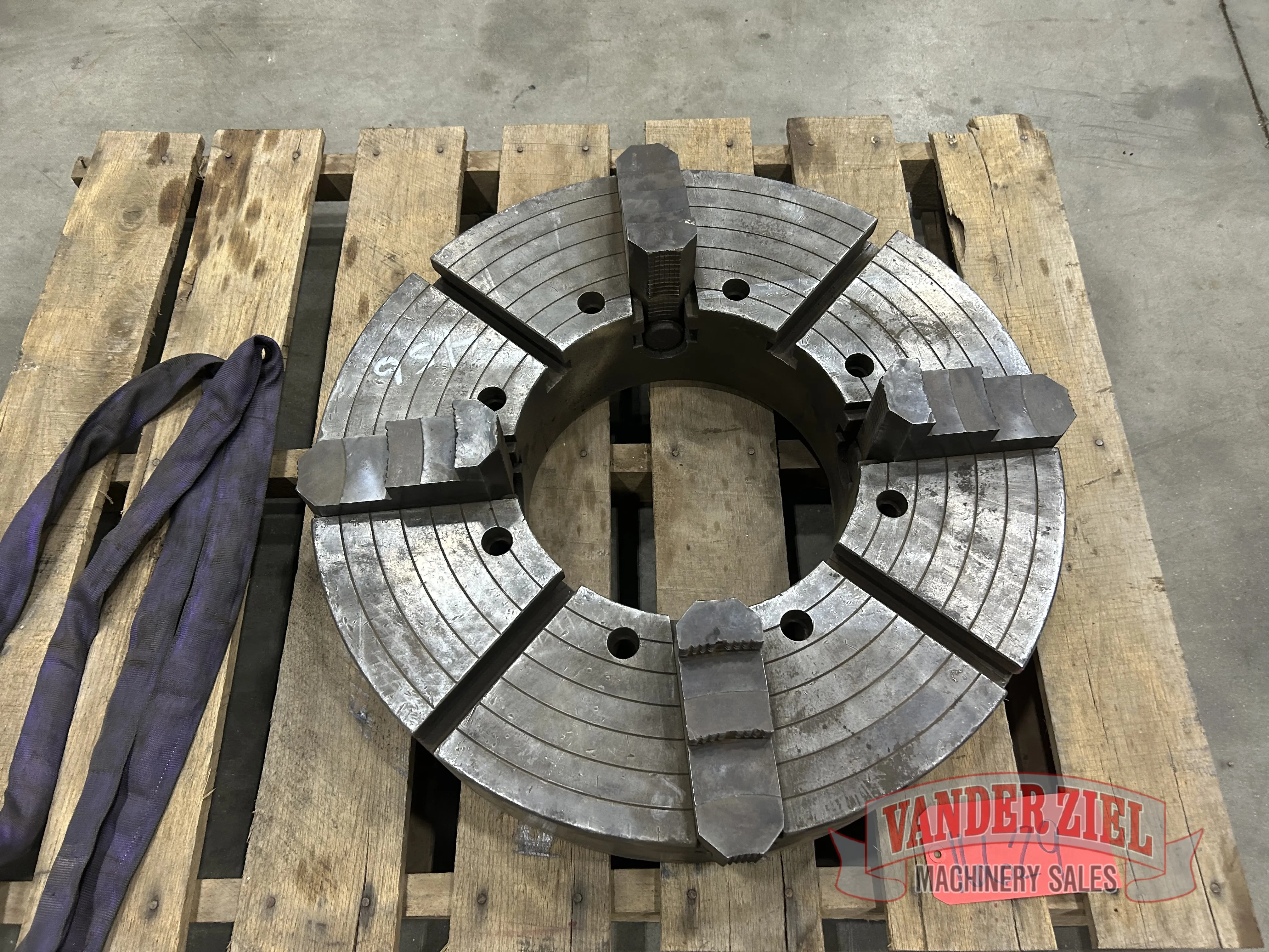 26" 4 Jaw Chuck - Main Image 1