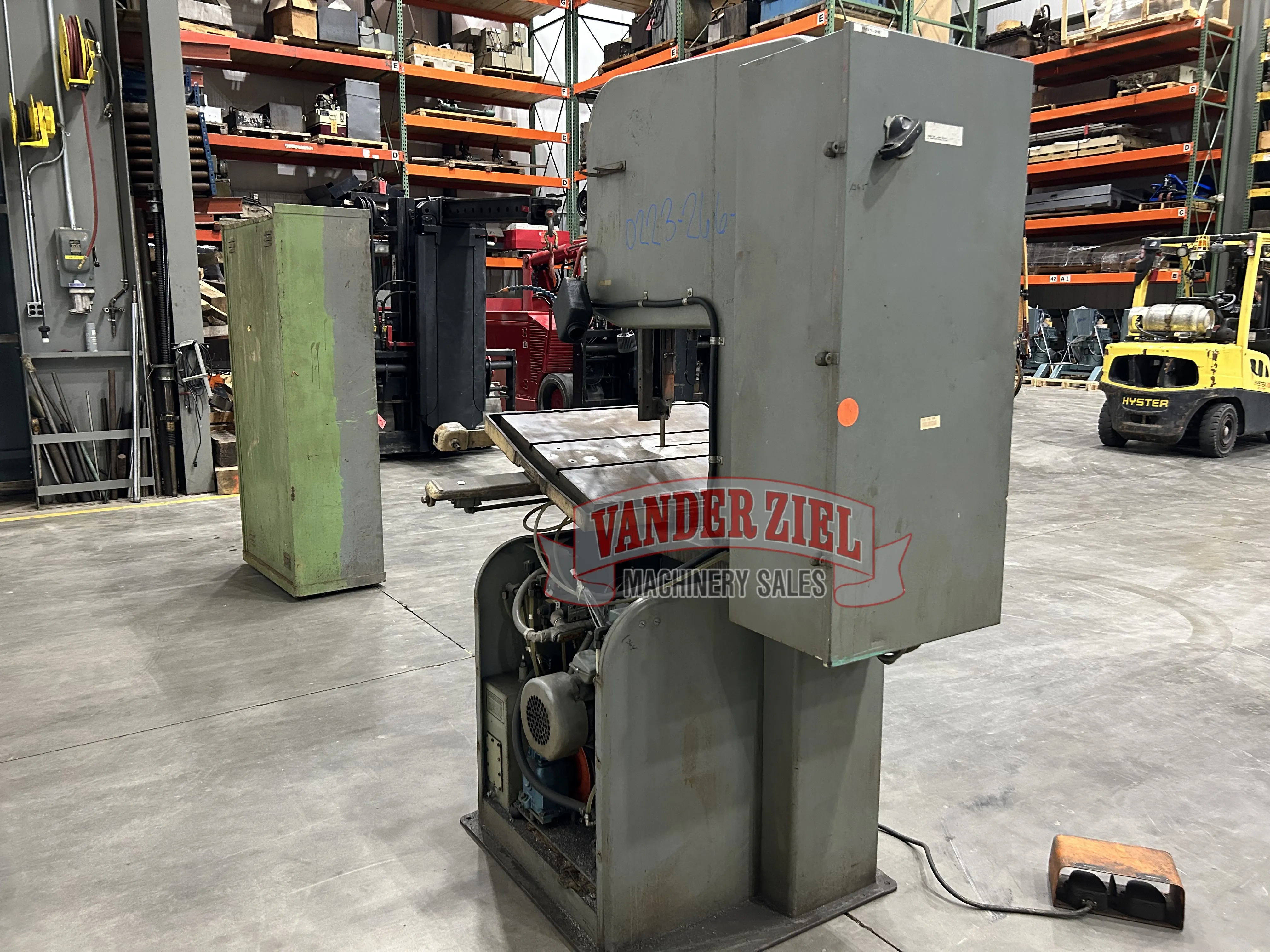 DoAll 20" Vertical Bandsaw, Model 2012-2H - Prefetch Image 40778