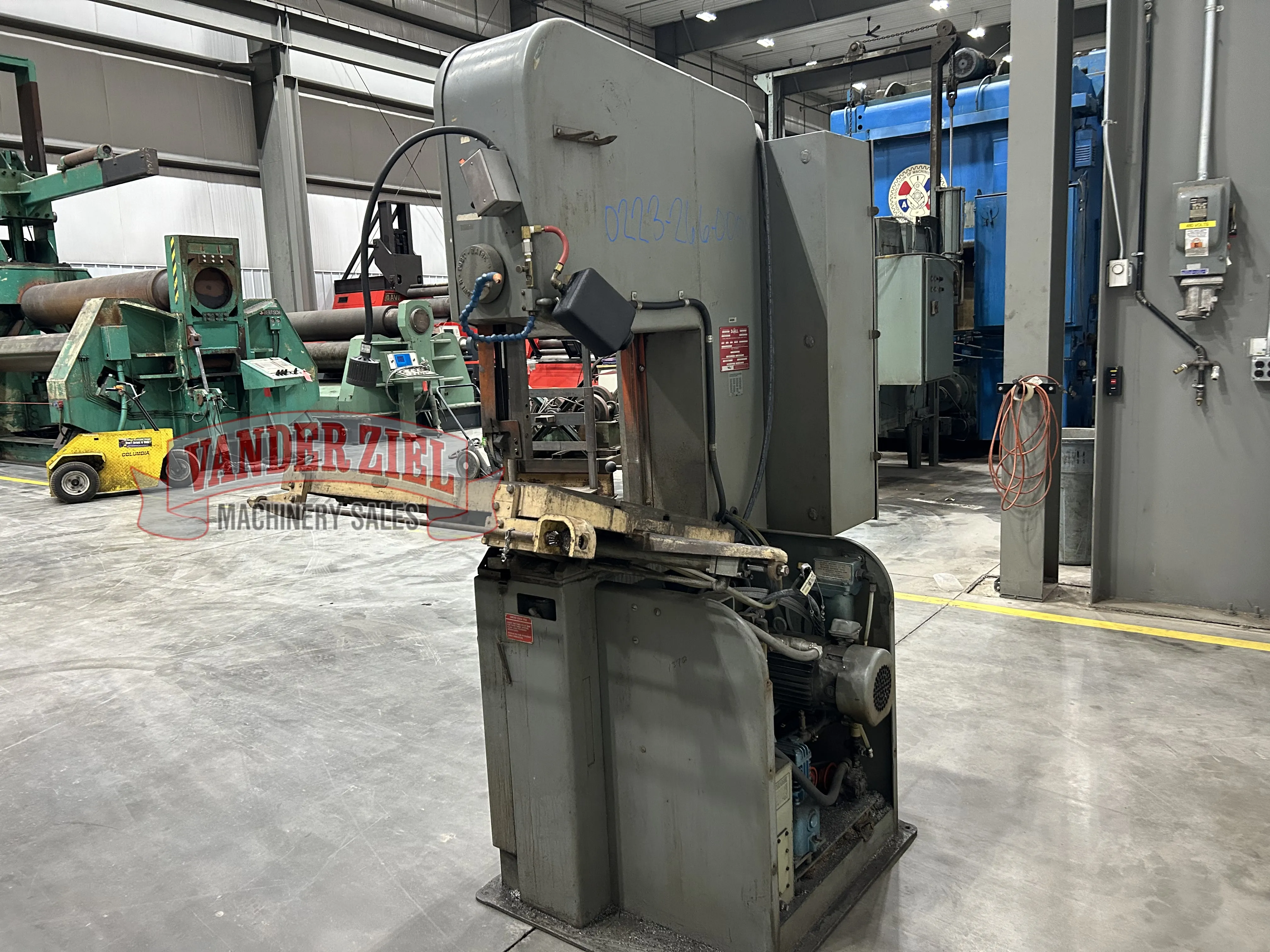 DoAll 20" Vertical Bandsaw, Model 2012-2H - Prefetch Image 40779