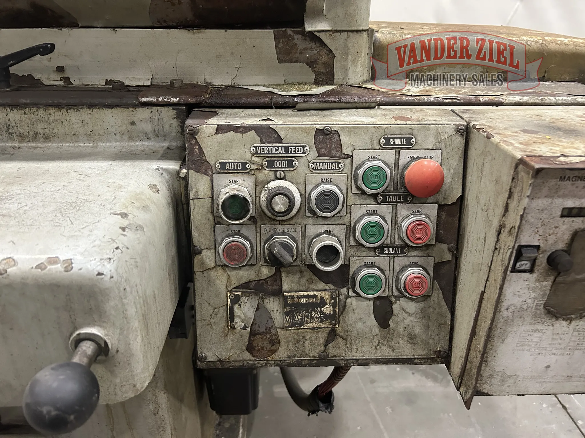 Gallmeyer & Livingston Surface Grinder, Model 373 - Prefetch Image 40783