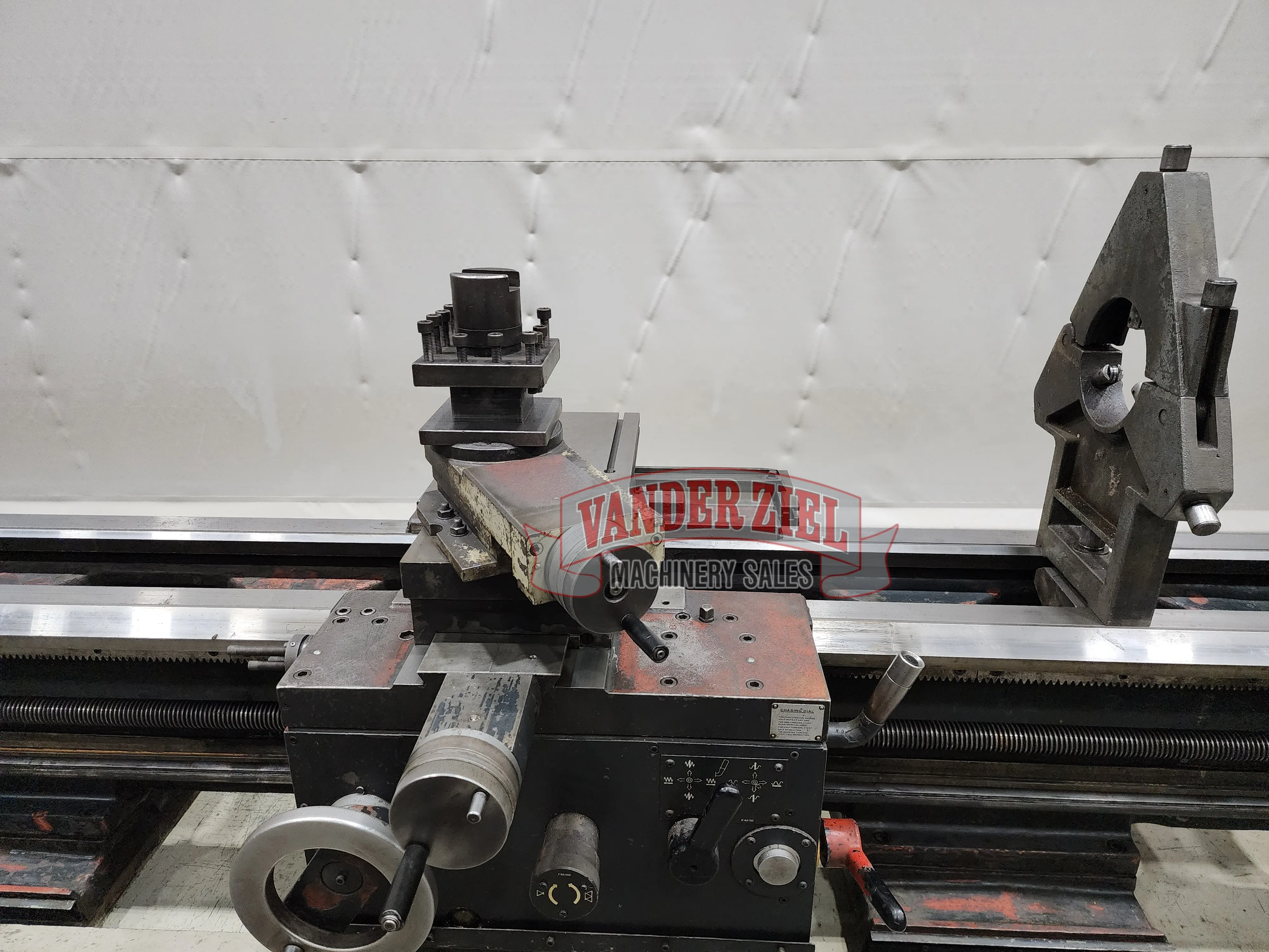 Romi 26" x 160" Lathe, model EH-40A - Prefetch Image 40797