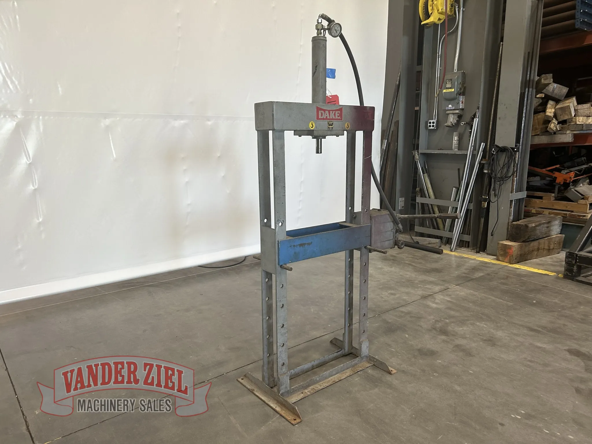 Dake 10 Ton H-Frame Press Model: Force E10 - Prefetch Image 41447