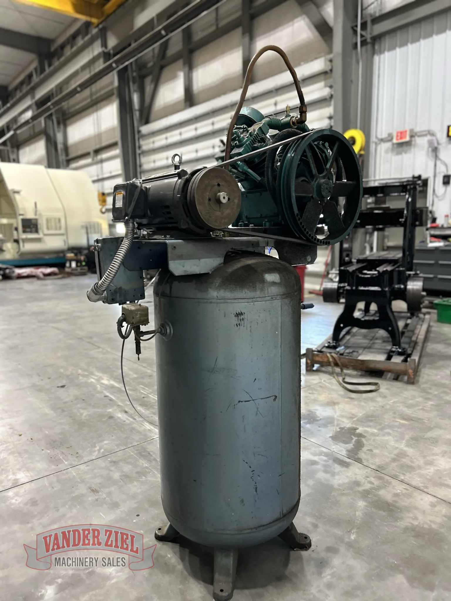 Curtis 10 HP Air Compressor - Prefetch Image 41530