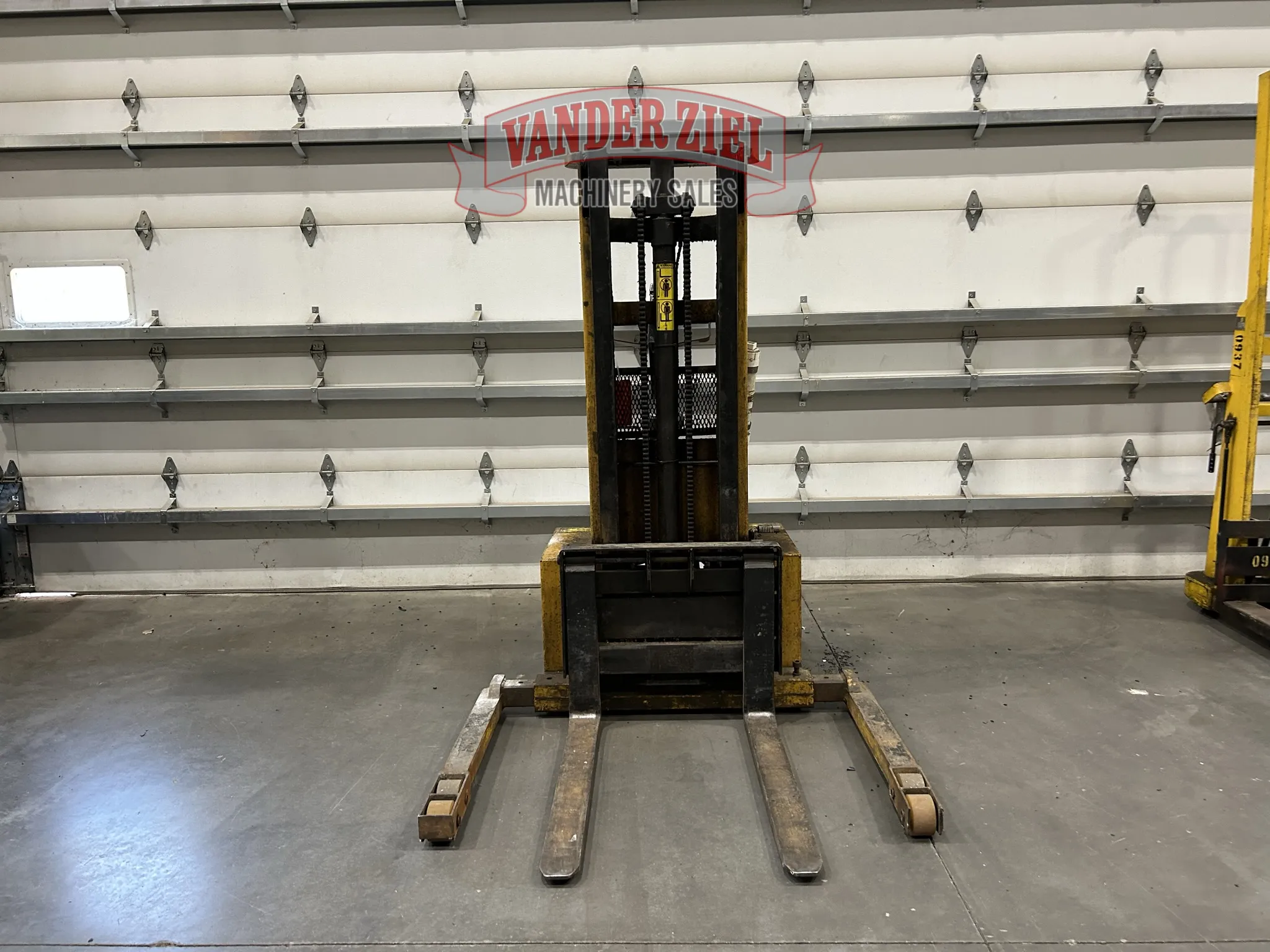 Big-Joe 3000LB H Straddle Stacker, Model PDM-30-106 - Main Image 1