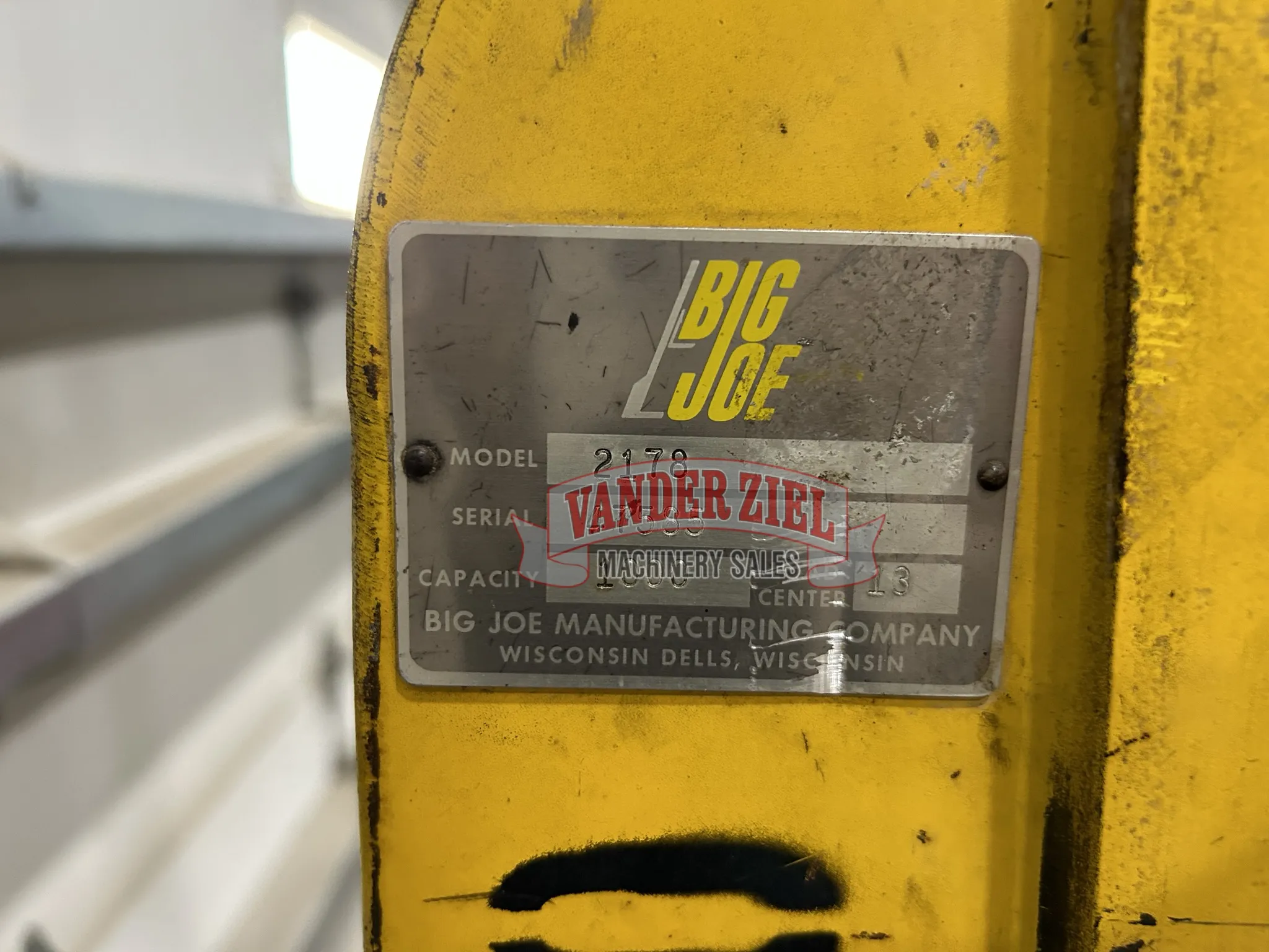 Big-Joe 1000LB Hydraulic Stacker, Model 2178 - Prefetch Image 41551