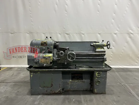 Clausing Lathe 15"x30" Engine Lathe
