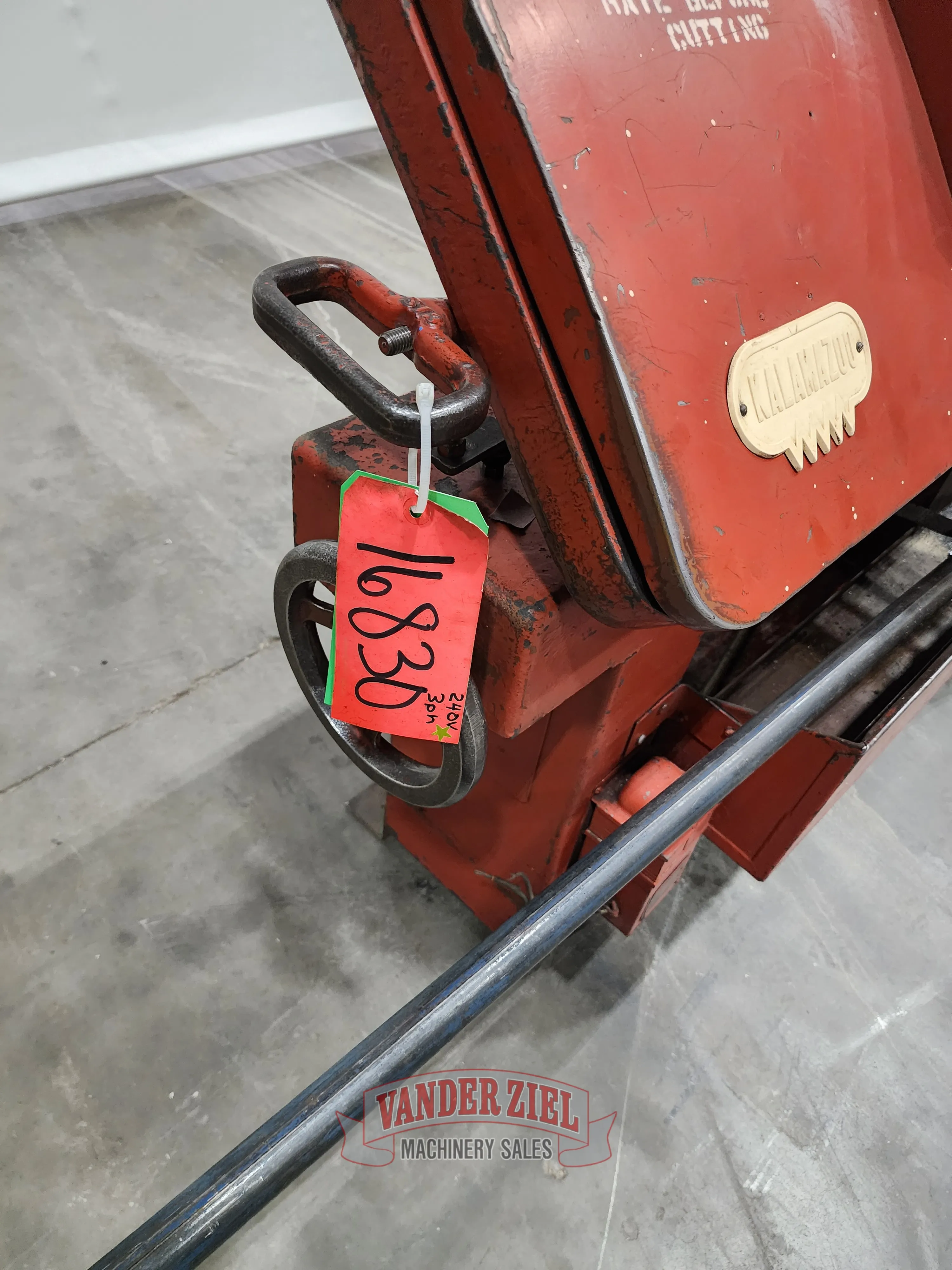 Kalamazoo 8" x 16" Horizontal Saw - Prefetch Image 41847