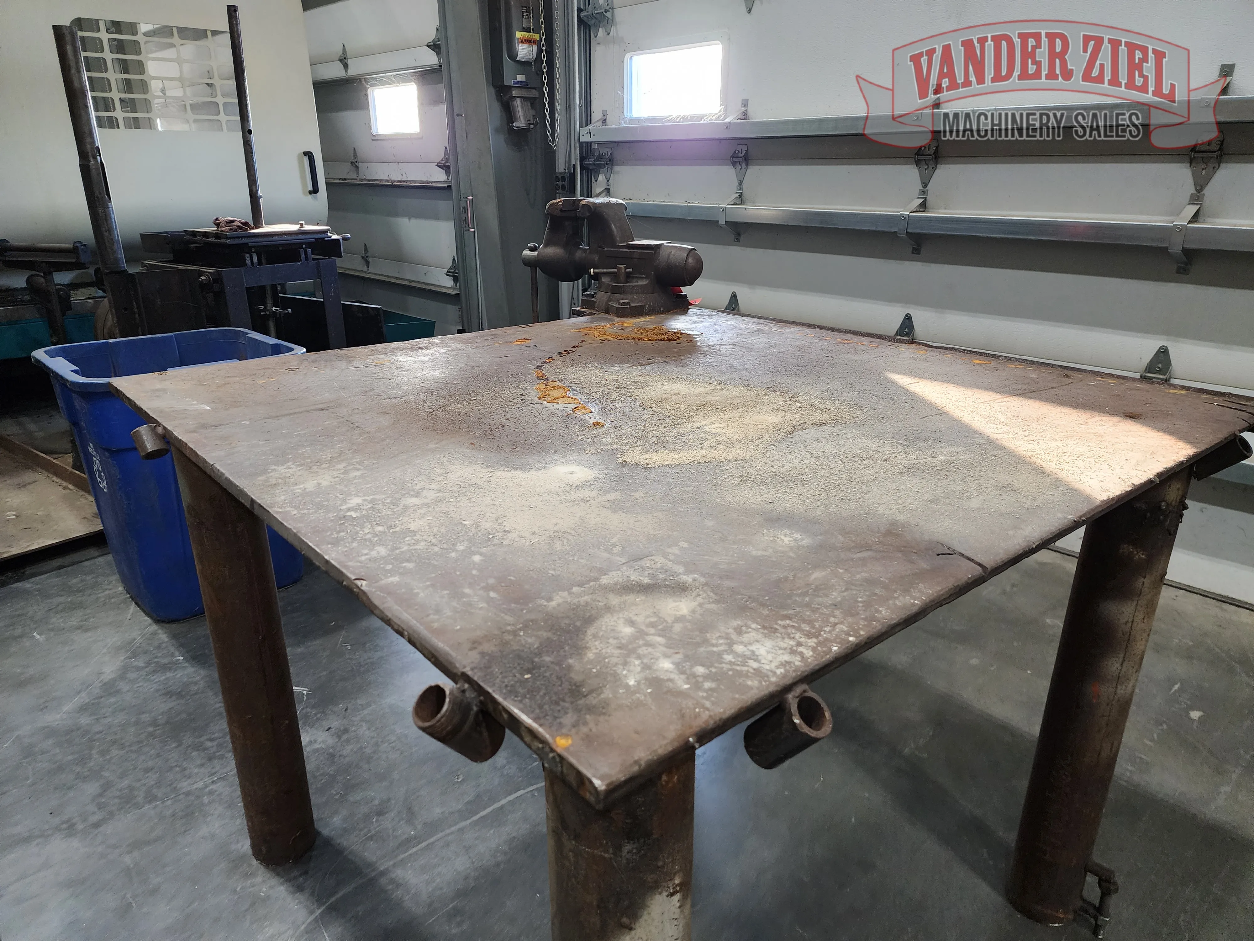 Welding Table with Wilton 6" Vise - Prefetch Image 42035