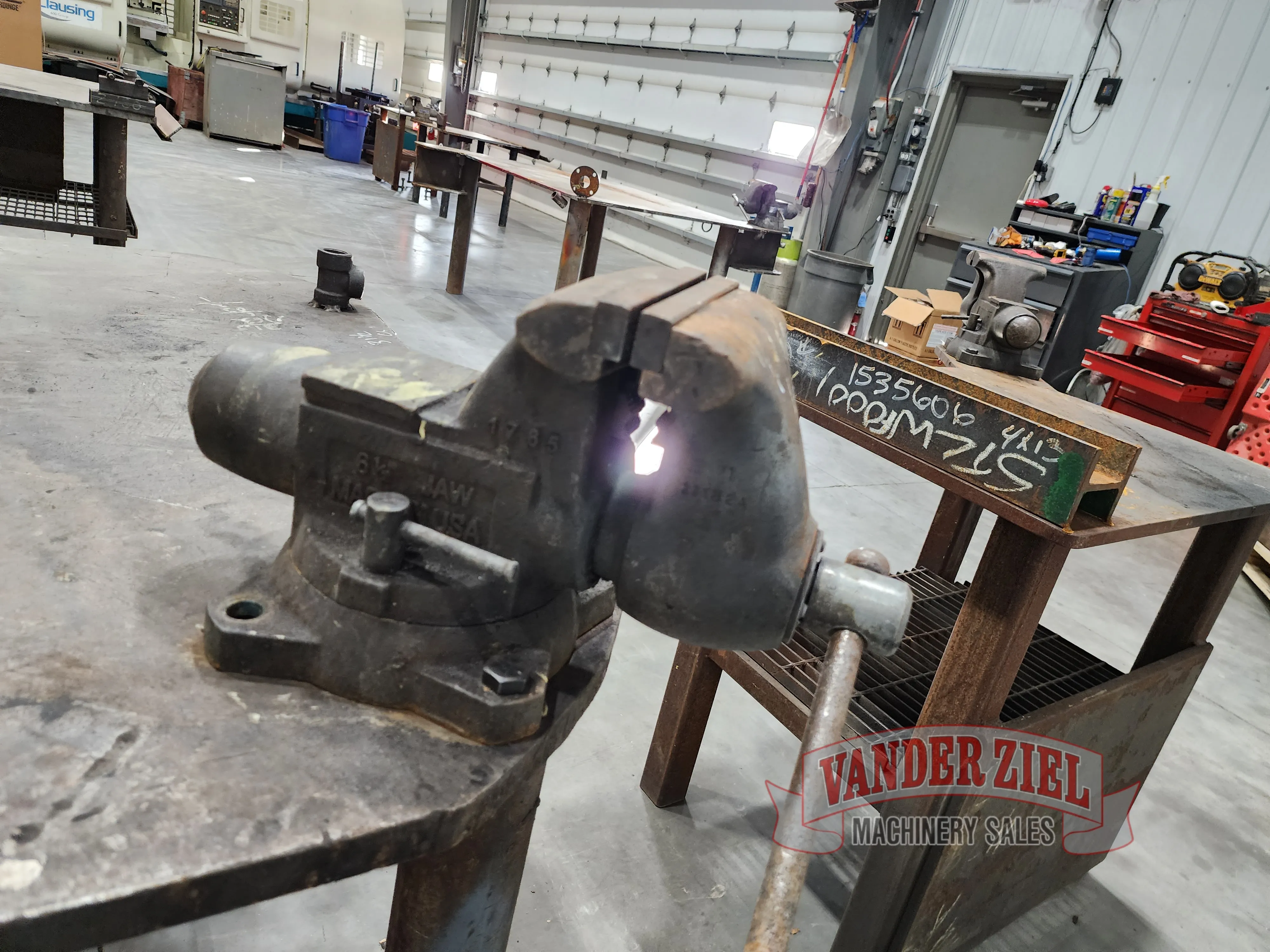 Welding Table with Wilton 6" Vise - Prefetch Image 42059