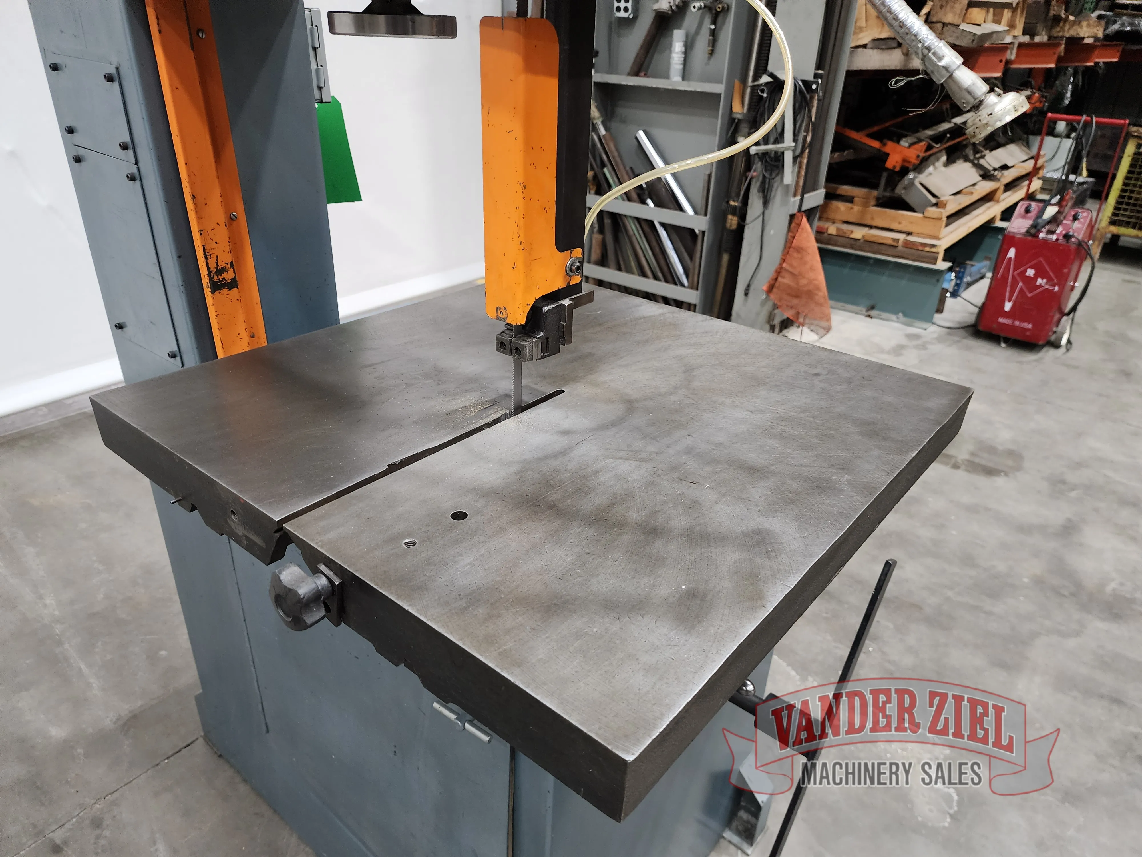 Roll-In Journeyman 20" Vertical Bandsaw, Model 95001JM - Prefetch Image 42372