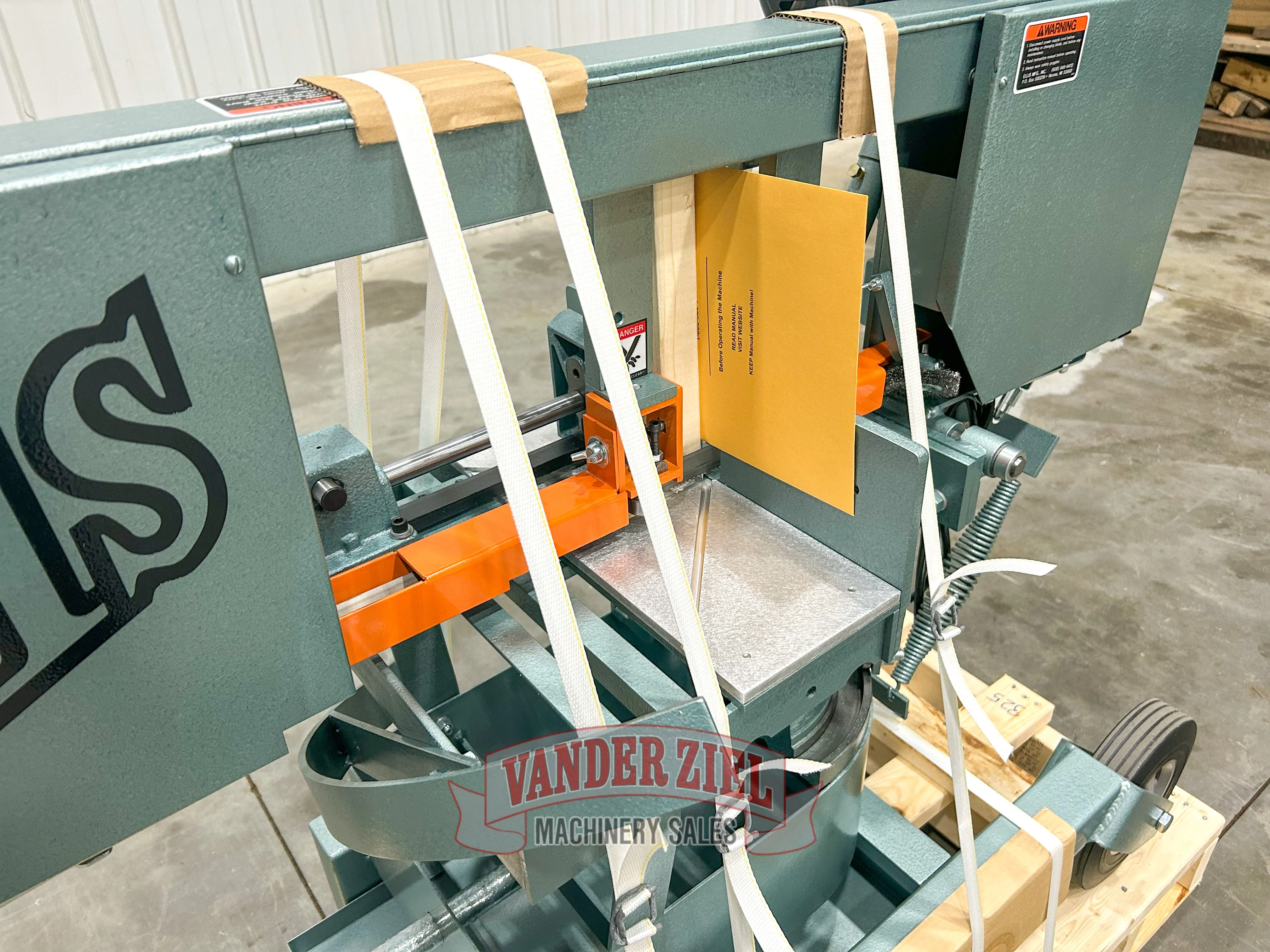 Ellis 9" x 10" Horizontal Saw, Model 1600 - NEW - Prefetch Image 42441