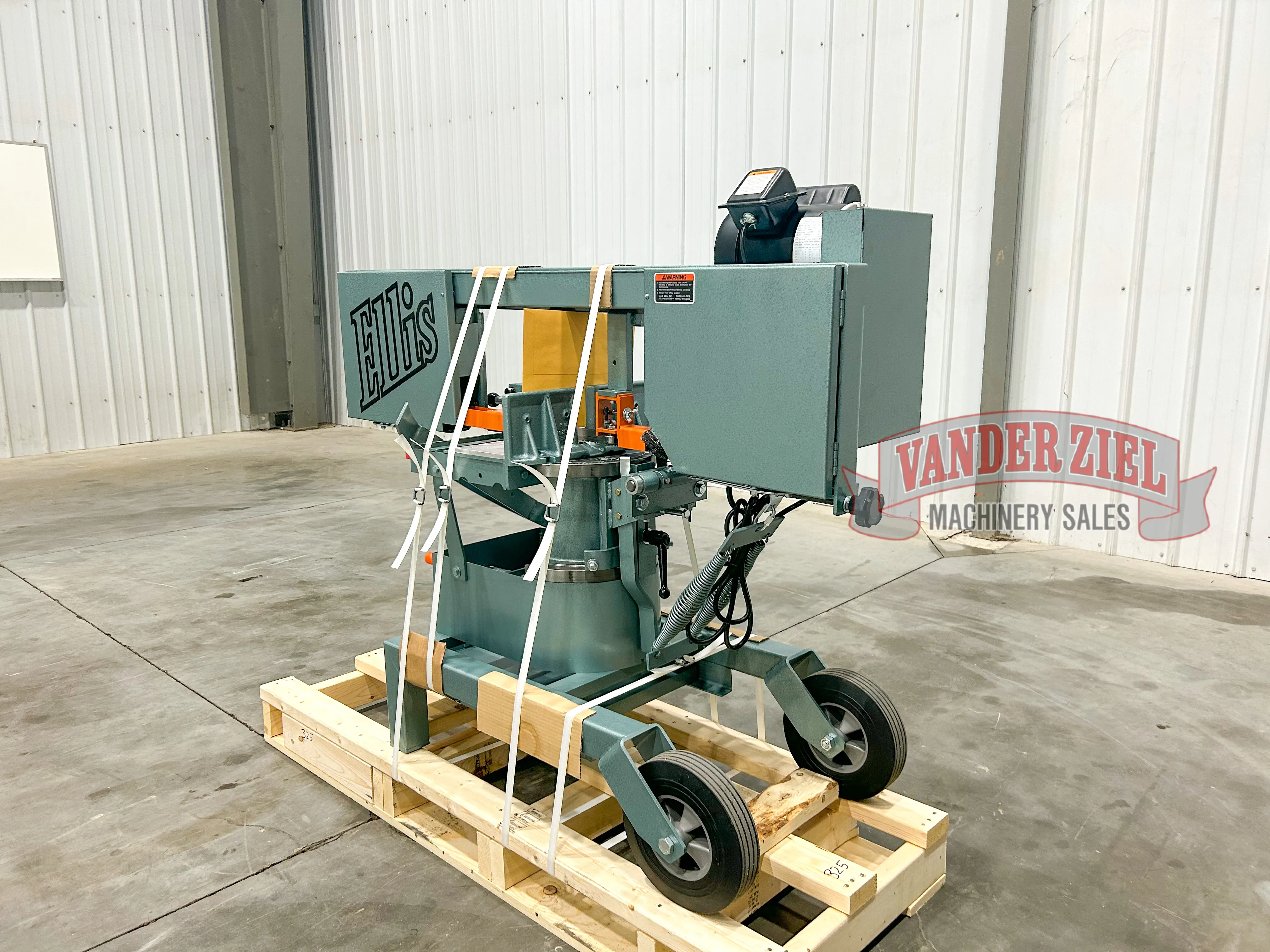 Ellis 9" x 10" Horizontal Saw, Model 1600 - NEW - Prefetch Image 42443