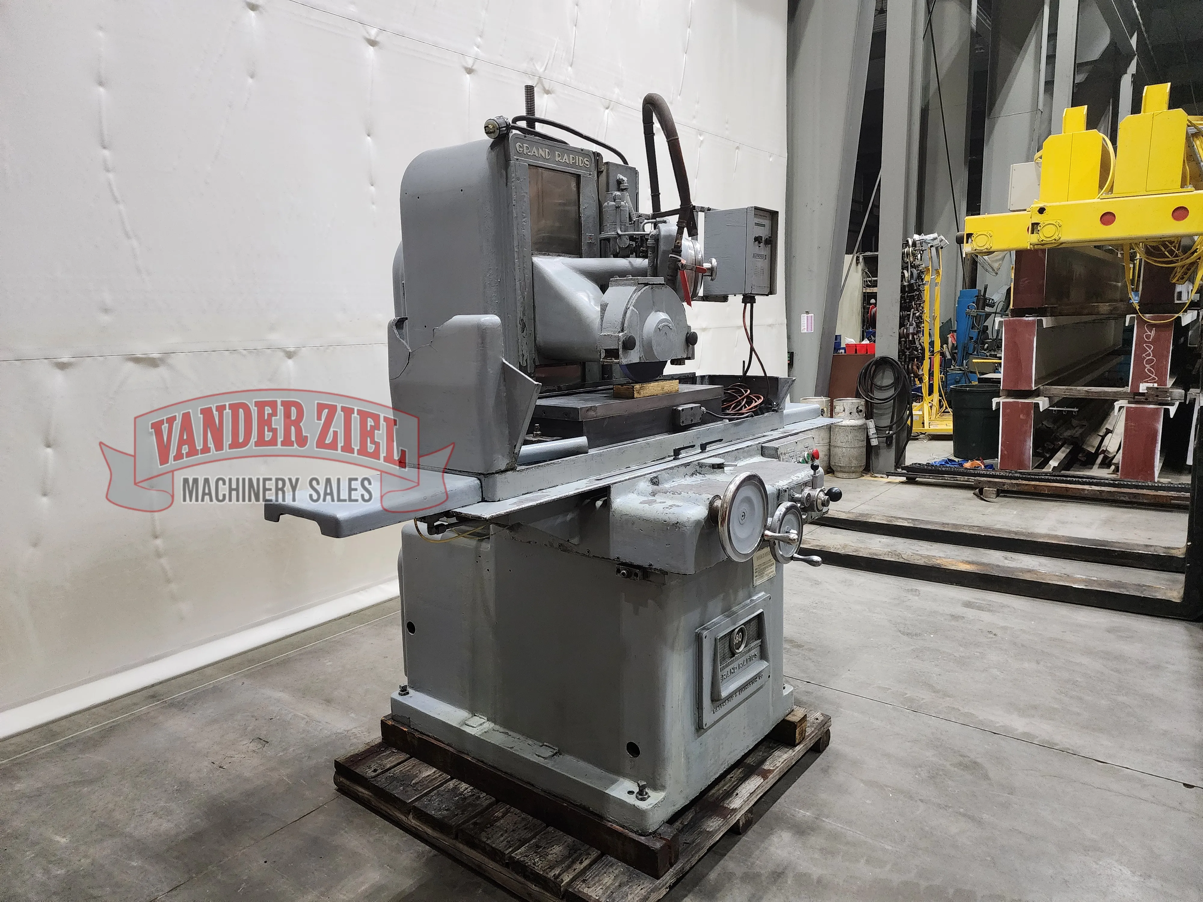 Grand Rapids 380 Hydraulic Surface Grinder - Prefetch Image 42645
