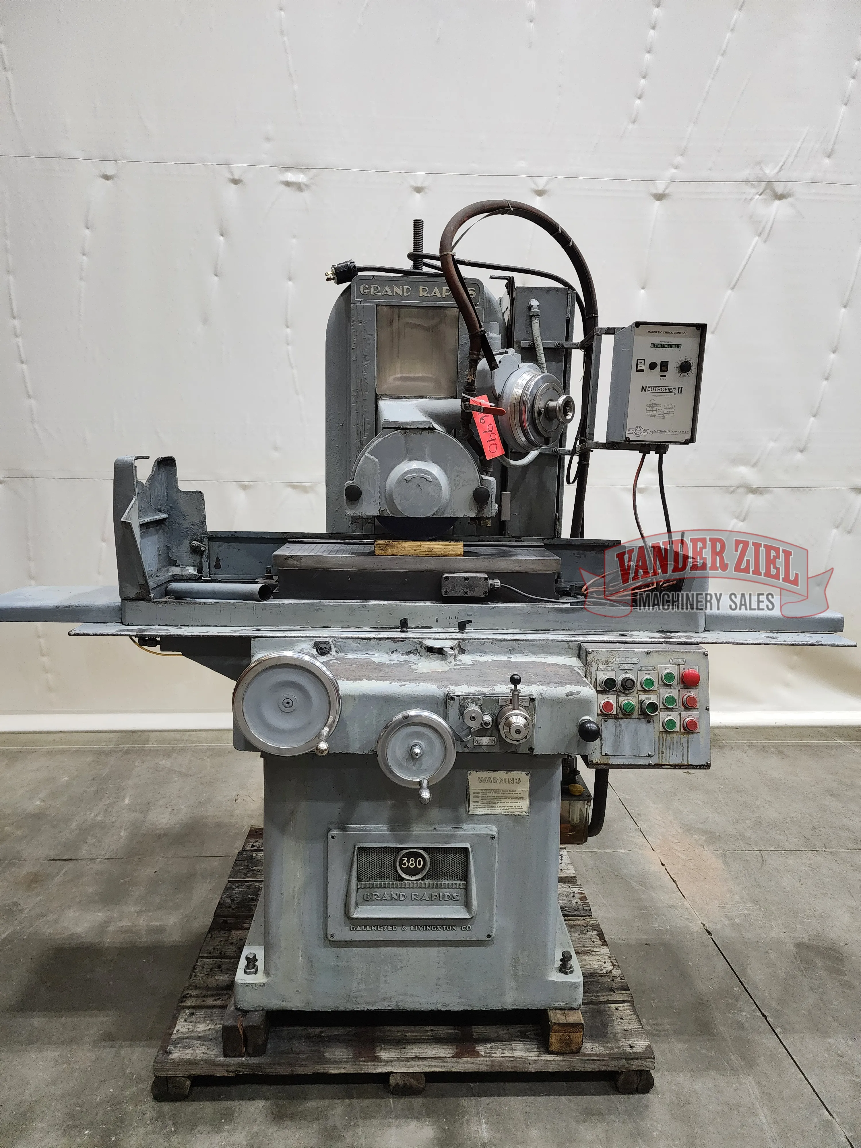 Grand Rapids 380 Hydraulic Surface Grinder - Prefetch Image 42646