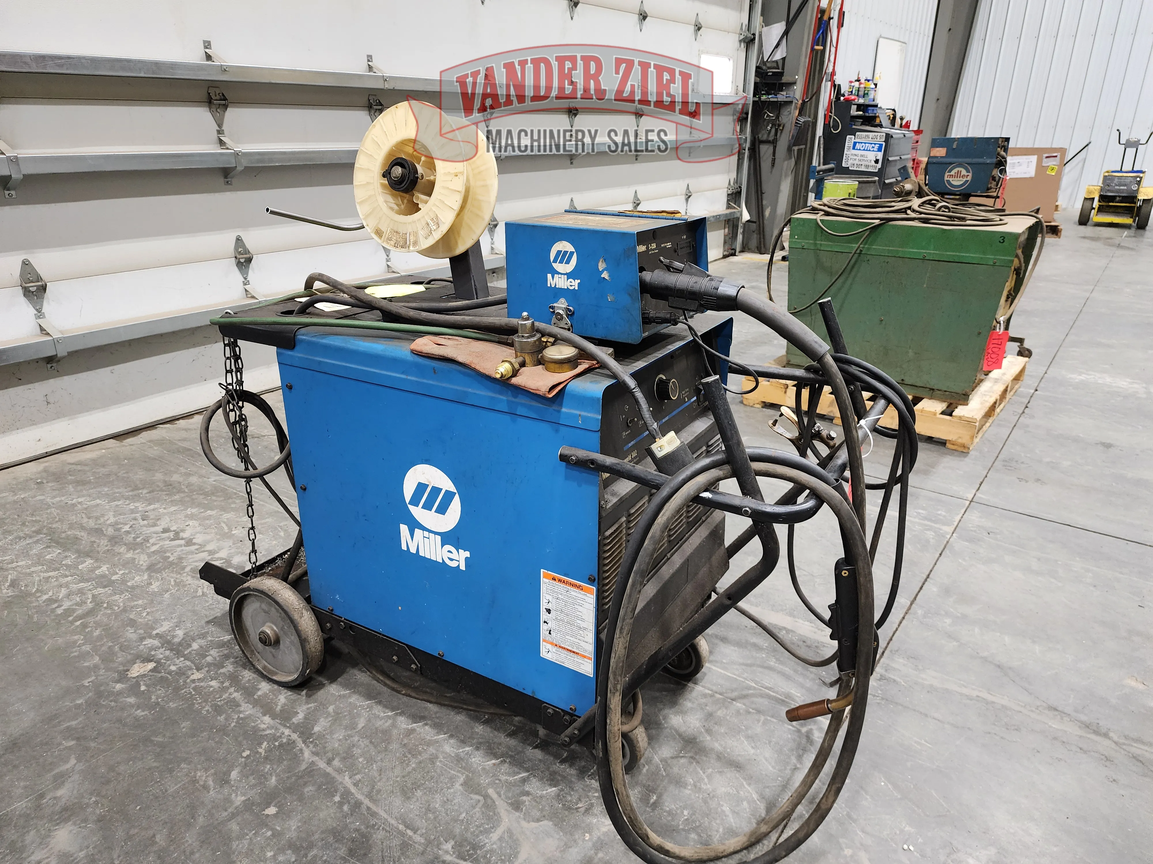Deltaweld 302 Welder - Main Image 1