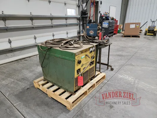Linde Welder - Gallery Thumbnail 5