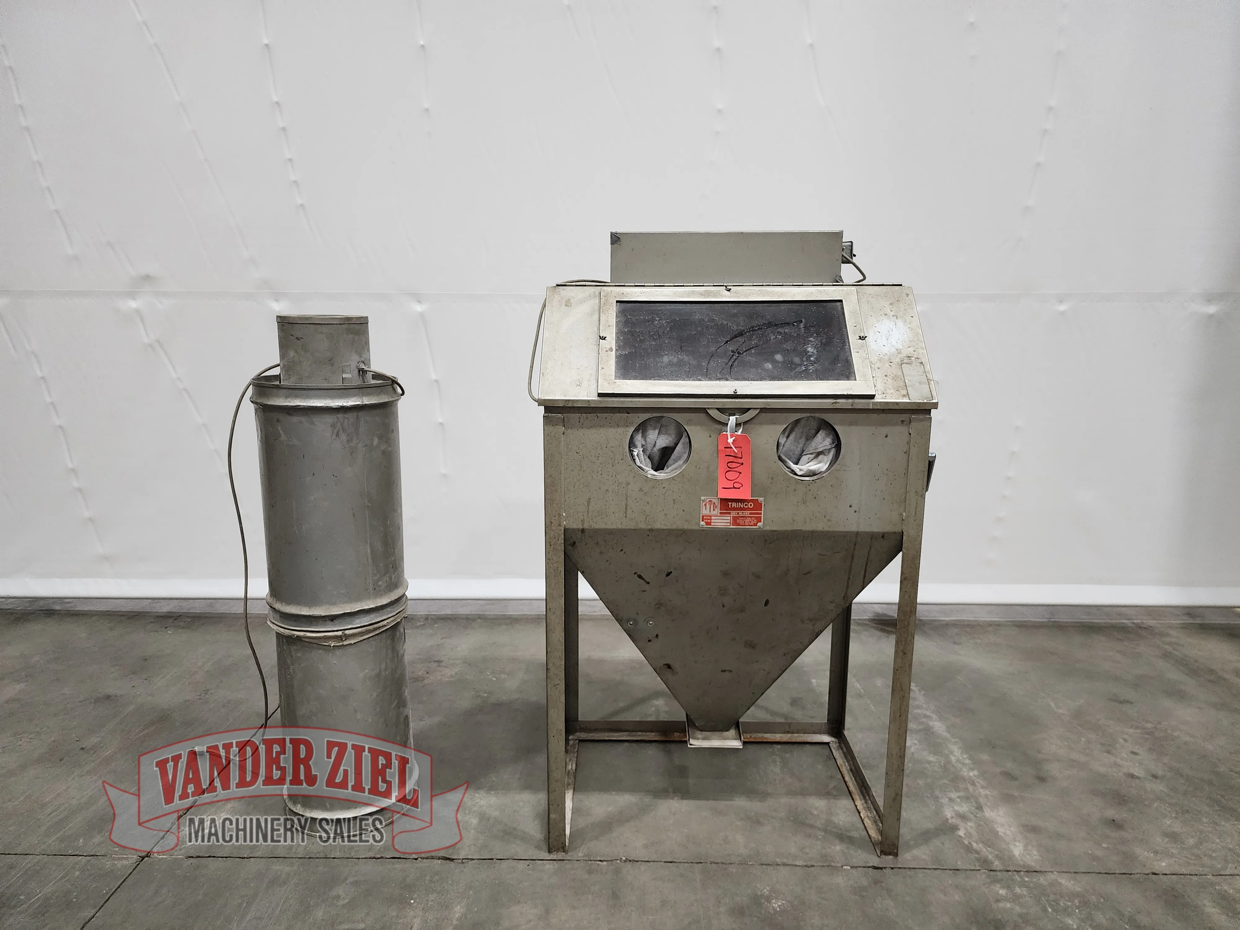 Sandblast Cabinet - Main Image 1