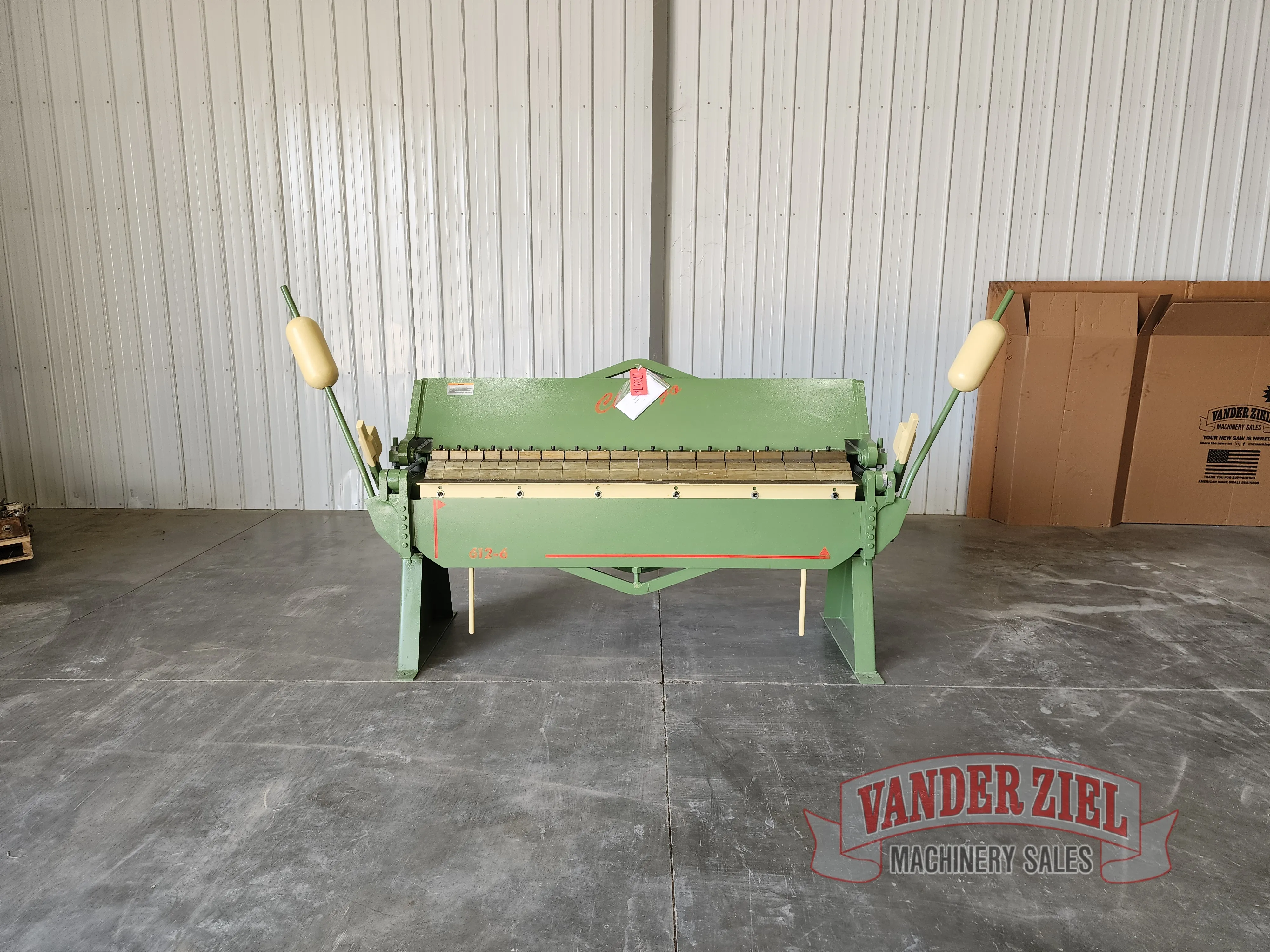 Chicago 6' x 12 Gauge Box and Pan Hand Brake, Model BPU 612-6 – NEW - Main Image 1