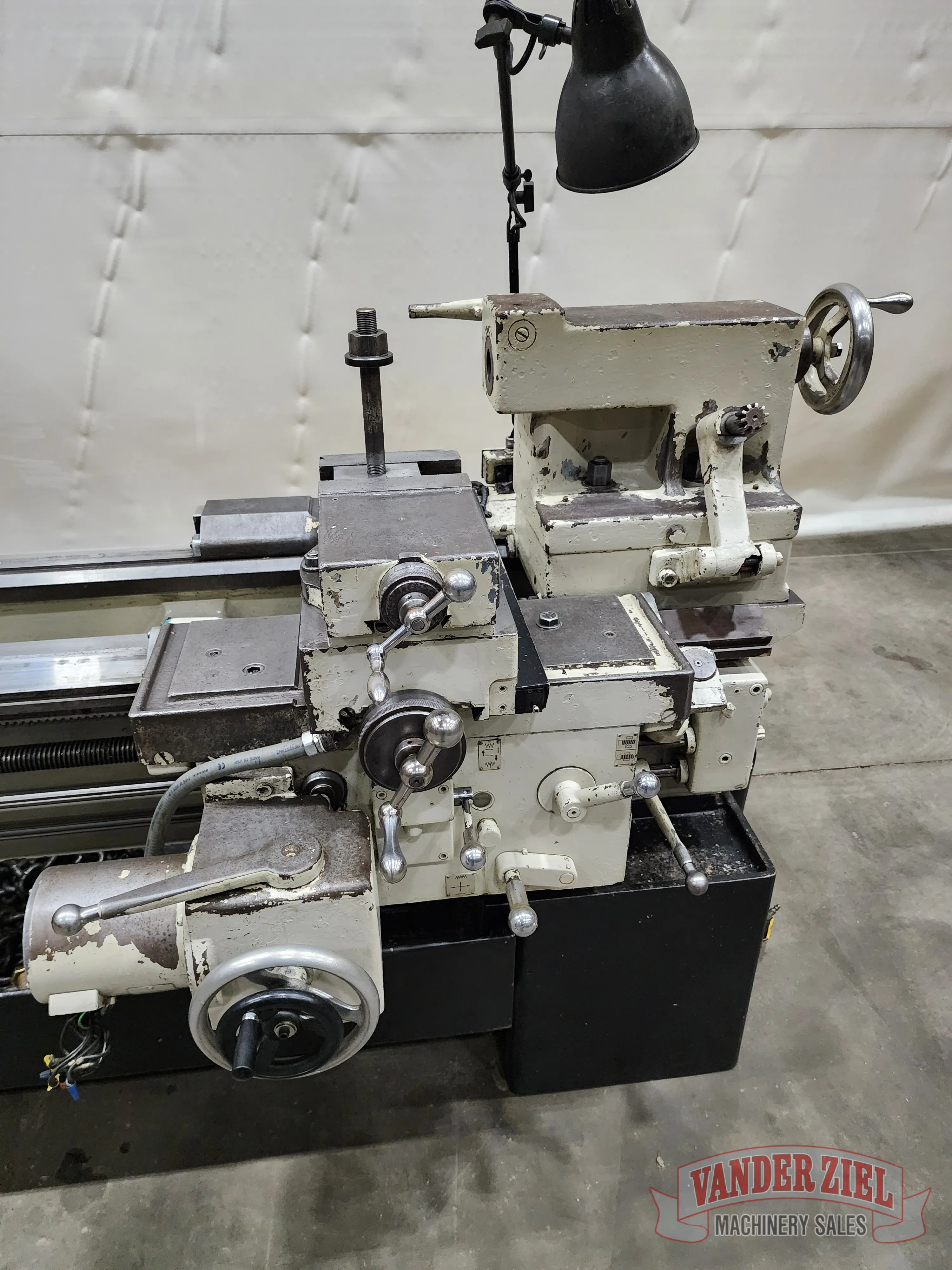 LeBlond Makino 26” x 72” Lathe, 5 ¼” Spindle Bore, Model 26/5 HS - Prefetch Image 43149