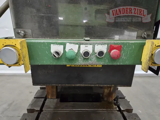 Minster 60 Ton C-Frame OBI Press, 32" x 21" Bed - Gallery Thumbnail 4