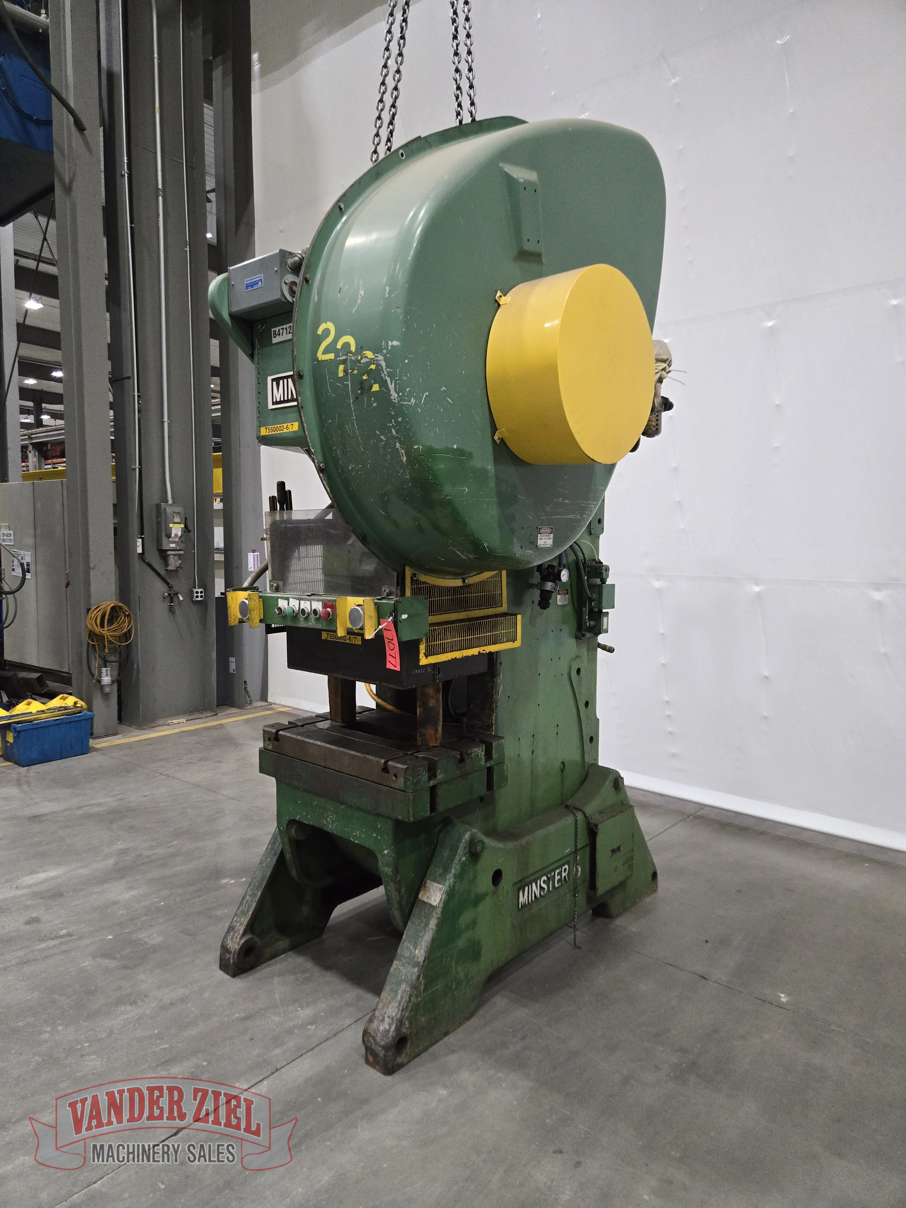 Minster 60 Ton C-Frame OBI Press, 32" x 21" Bed - Prefetch Image 43165