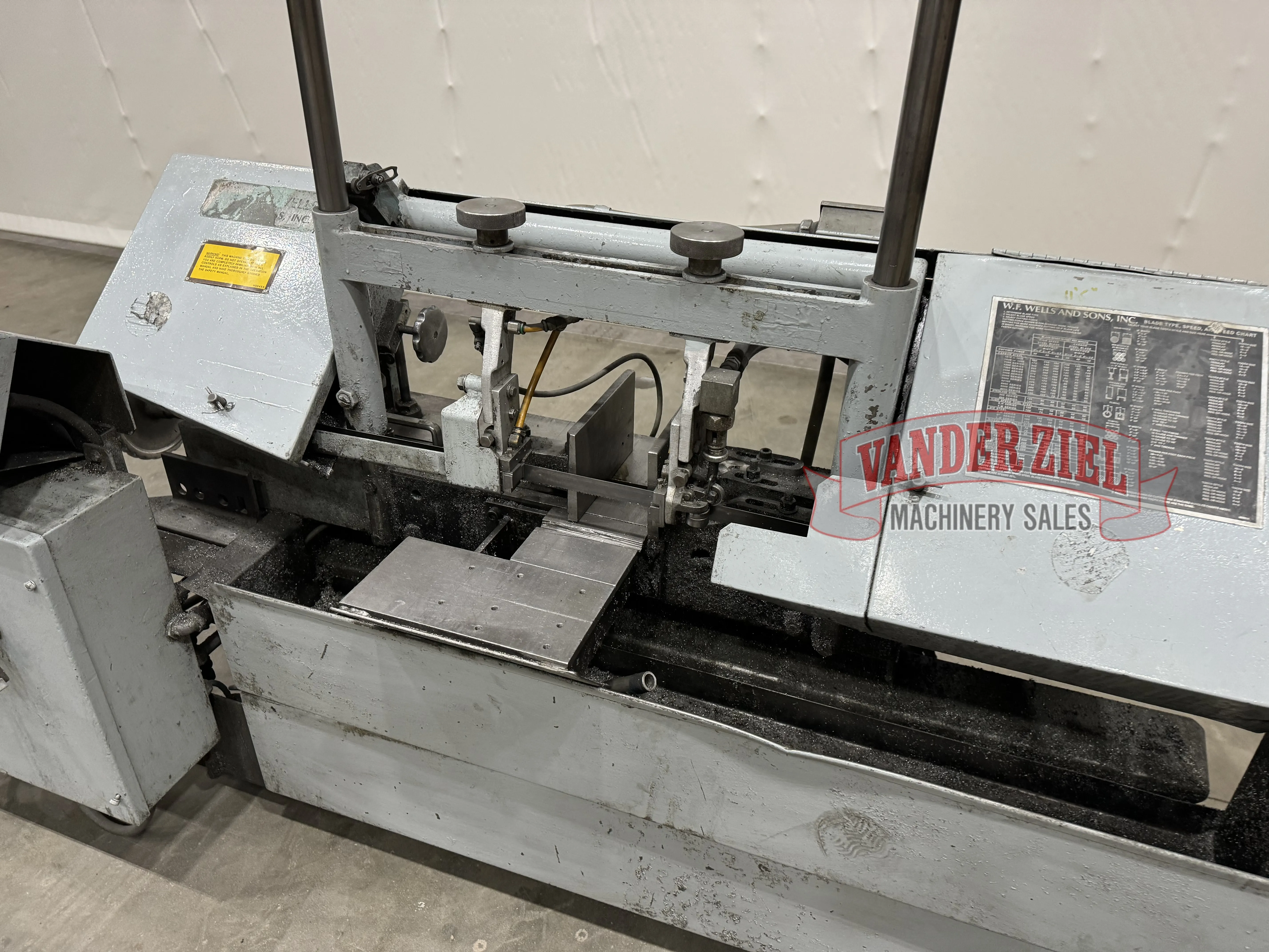 WF Wells Model W-9 Horizontal Saw - Prefetch Image 43294