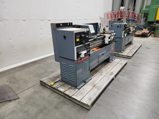 Clausing Metosa 13” x 40” Geared Head Lathe, Model C1340S - Gallery Thumbnail 5