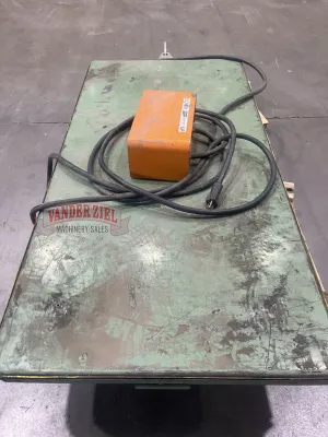 Portable Scissor Lift Table, 2,000 lbs. Capacity - Gallery Thumbnail 4