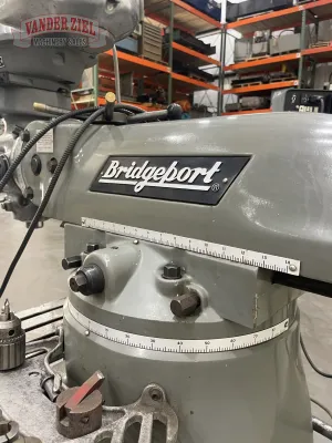 Bridgeport Series I Vertical-Knee Mill, 2 HP, 9" x 42" Table - Gallery Thumbnail 5