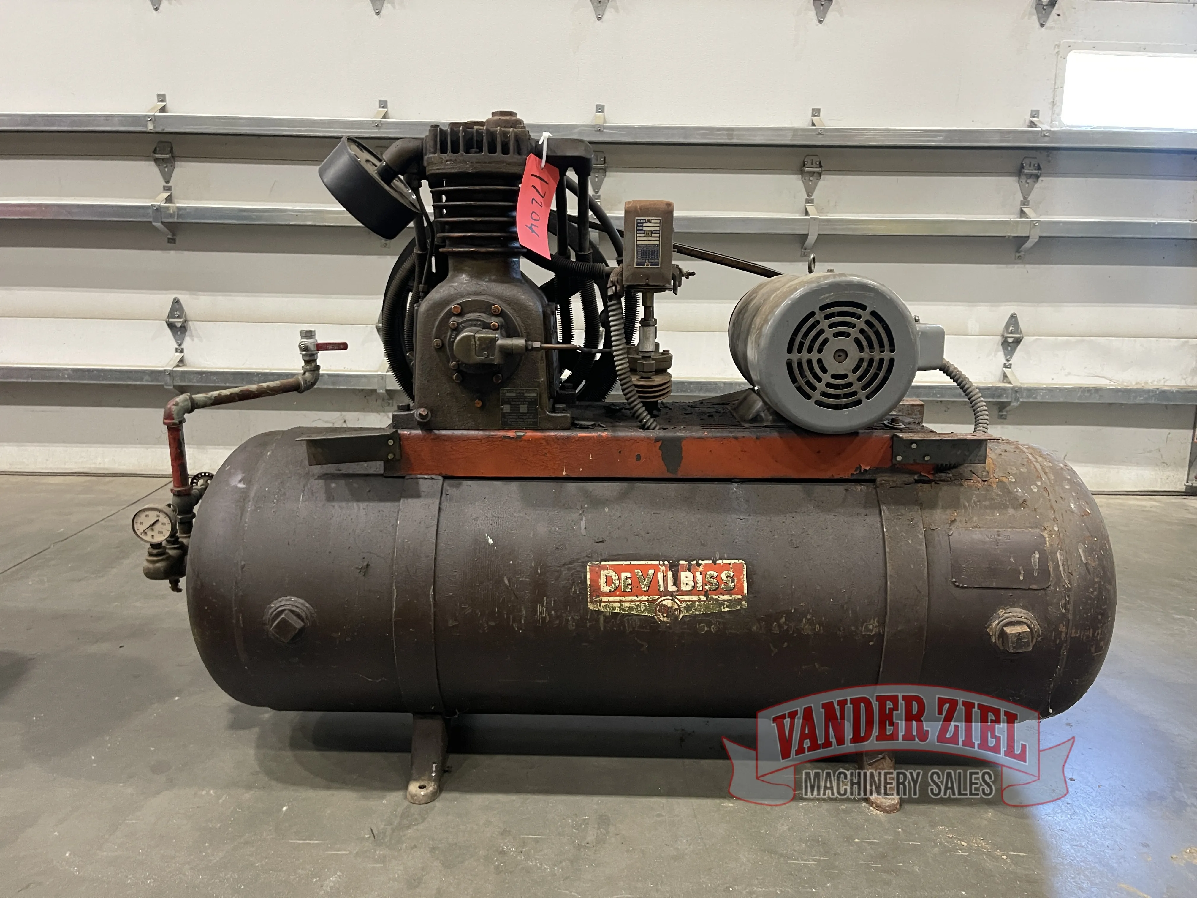 Devilbiss 5HP Air Compressor - Main Image 1