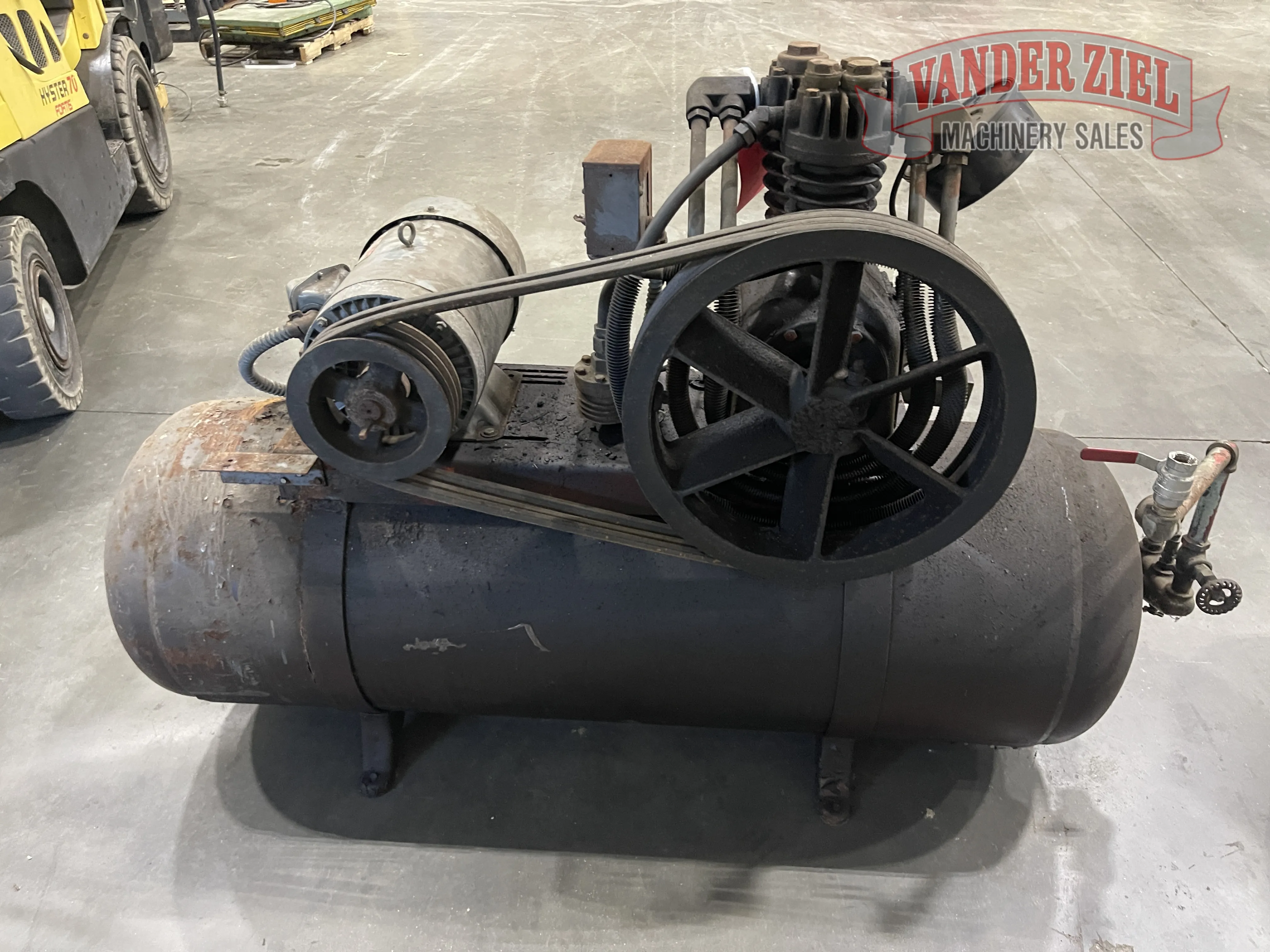 Devilbiss 5HP Air Compressor - Prefetch Image 43920