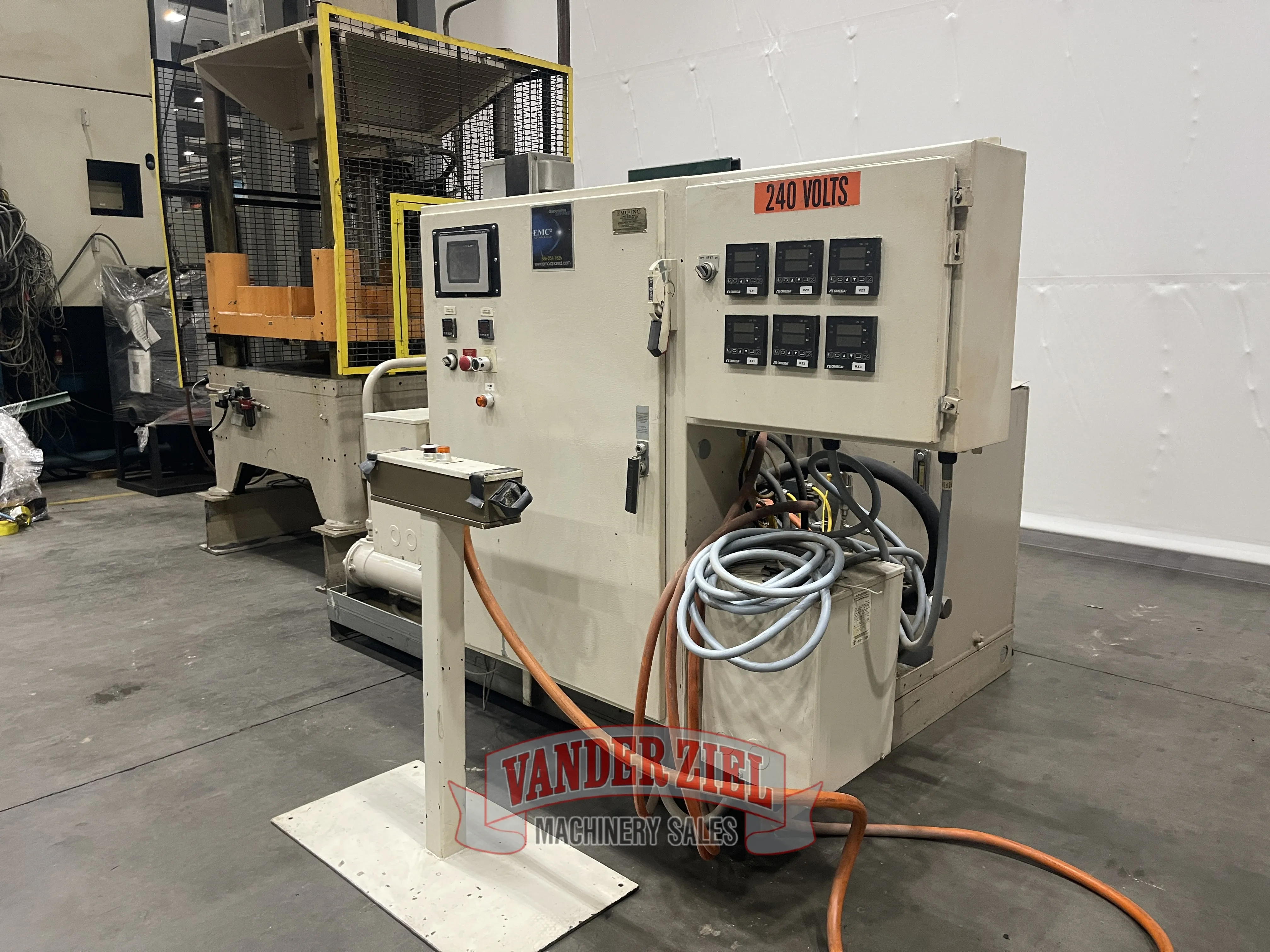 EMC 100 ton Press - Prefetch Image 44049