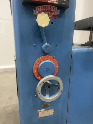 Powermatic Vertical Bandsaw - Gallery Thumbnail 6
