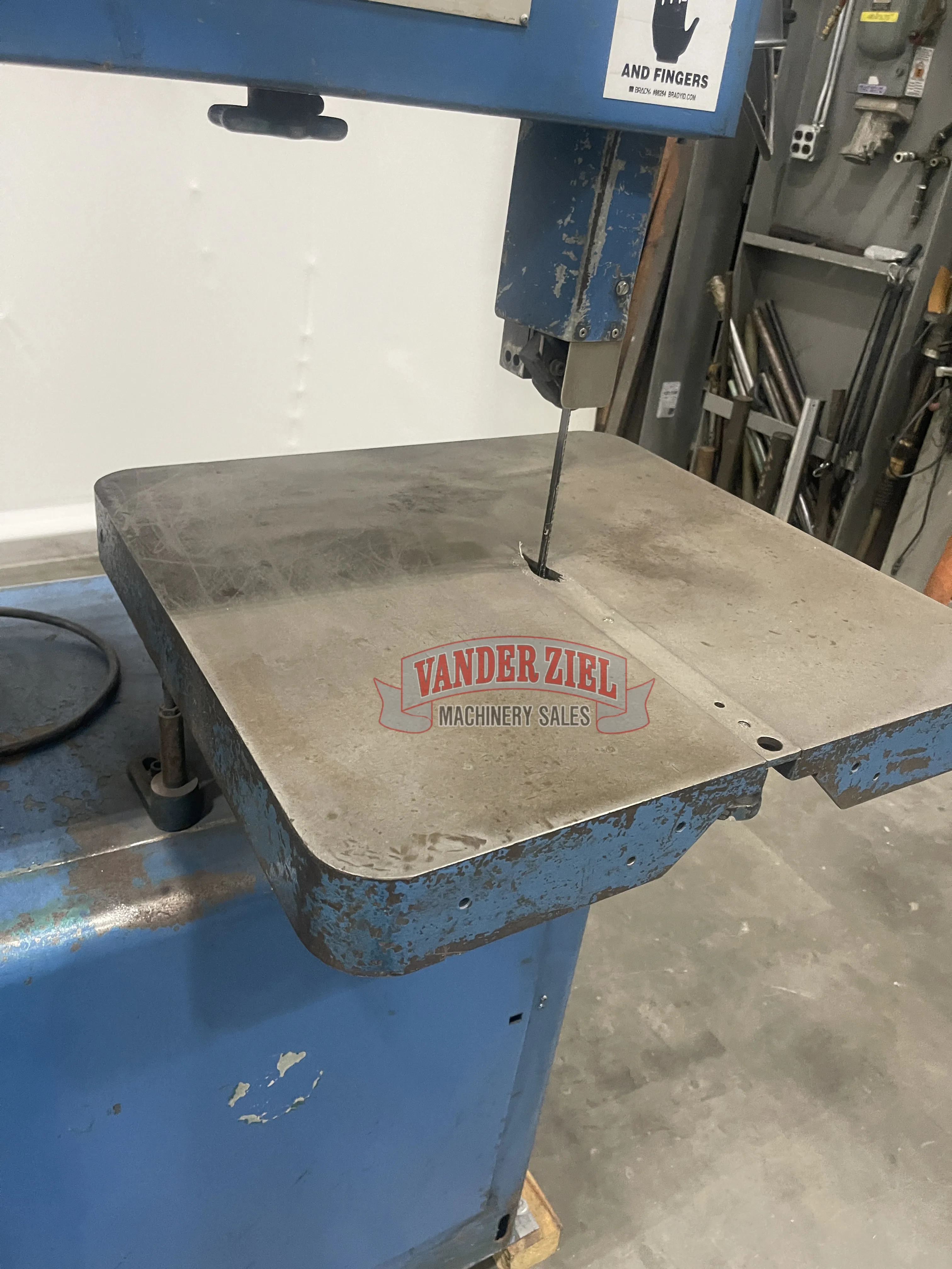 Powermatic Vertical Bandsaw - Prefetch Image 44097