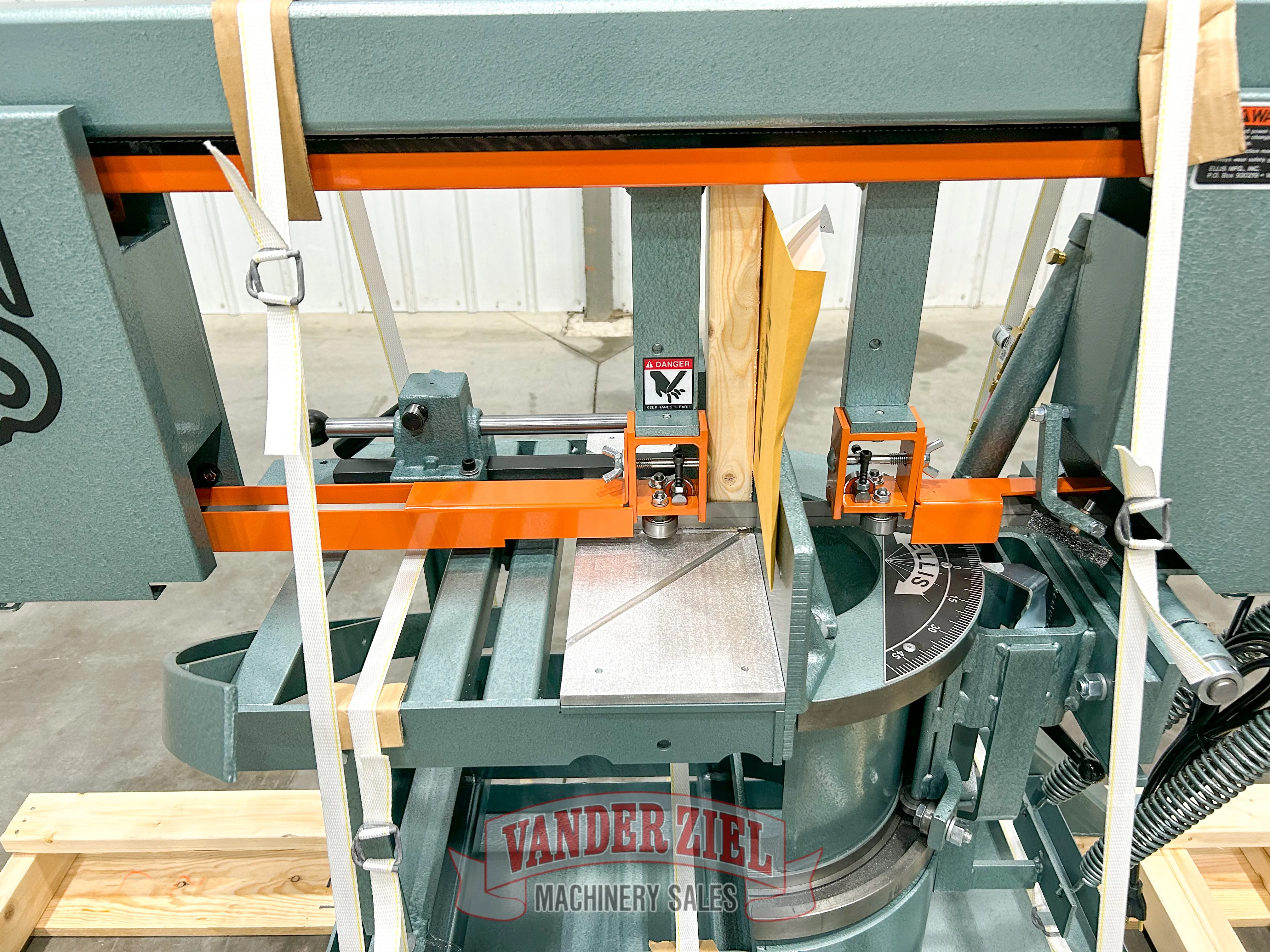 Ellis 11" x 10" Horizontal Saw, Model 1800 - NEW - Prefetch Image 44220