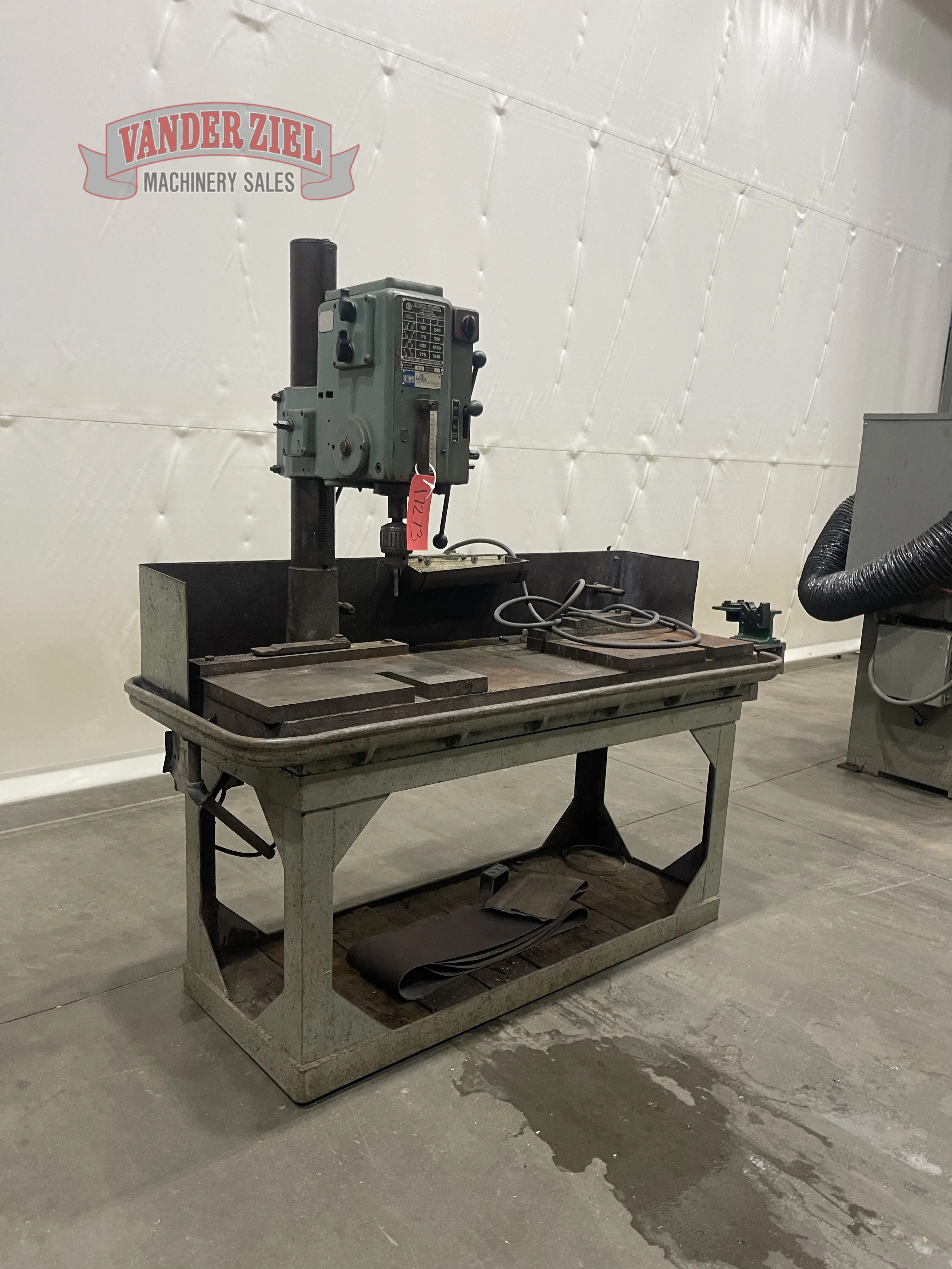 Willis Solberga 24" Drill Press, Model SE725 - Prefetch Image 44437