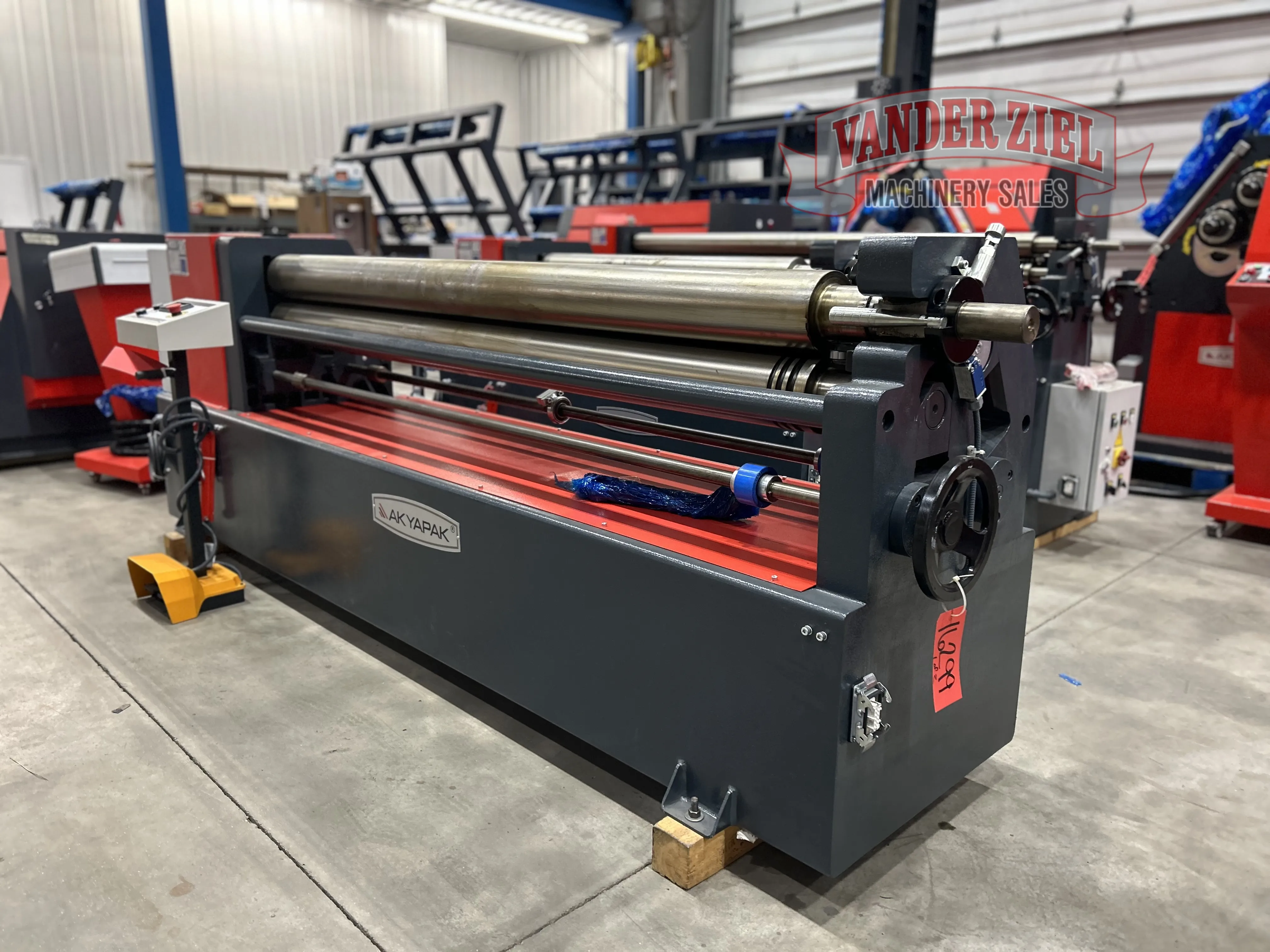 Akyapak ASM140-12/5.0 (4' x 1/4") 3 Roll Plate Bending Roll - NEW - Prefetch Image 44482