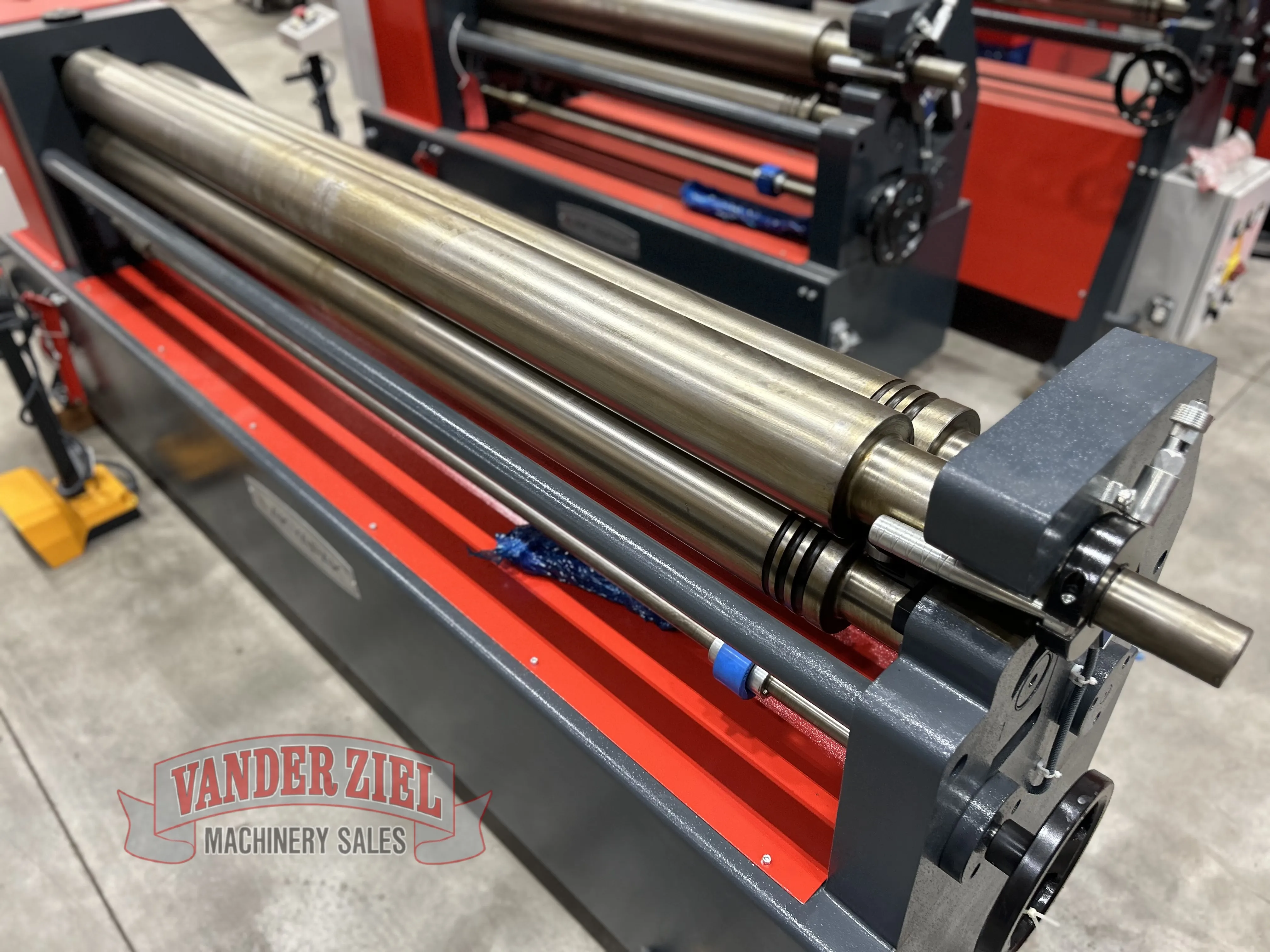 Akyapak ASM140-12/5.0 (4' x 1/4") 3 Roll Plate Bending Roll - NEW - Prefetch Image 44485