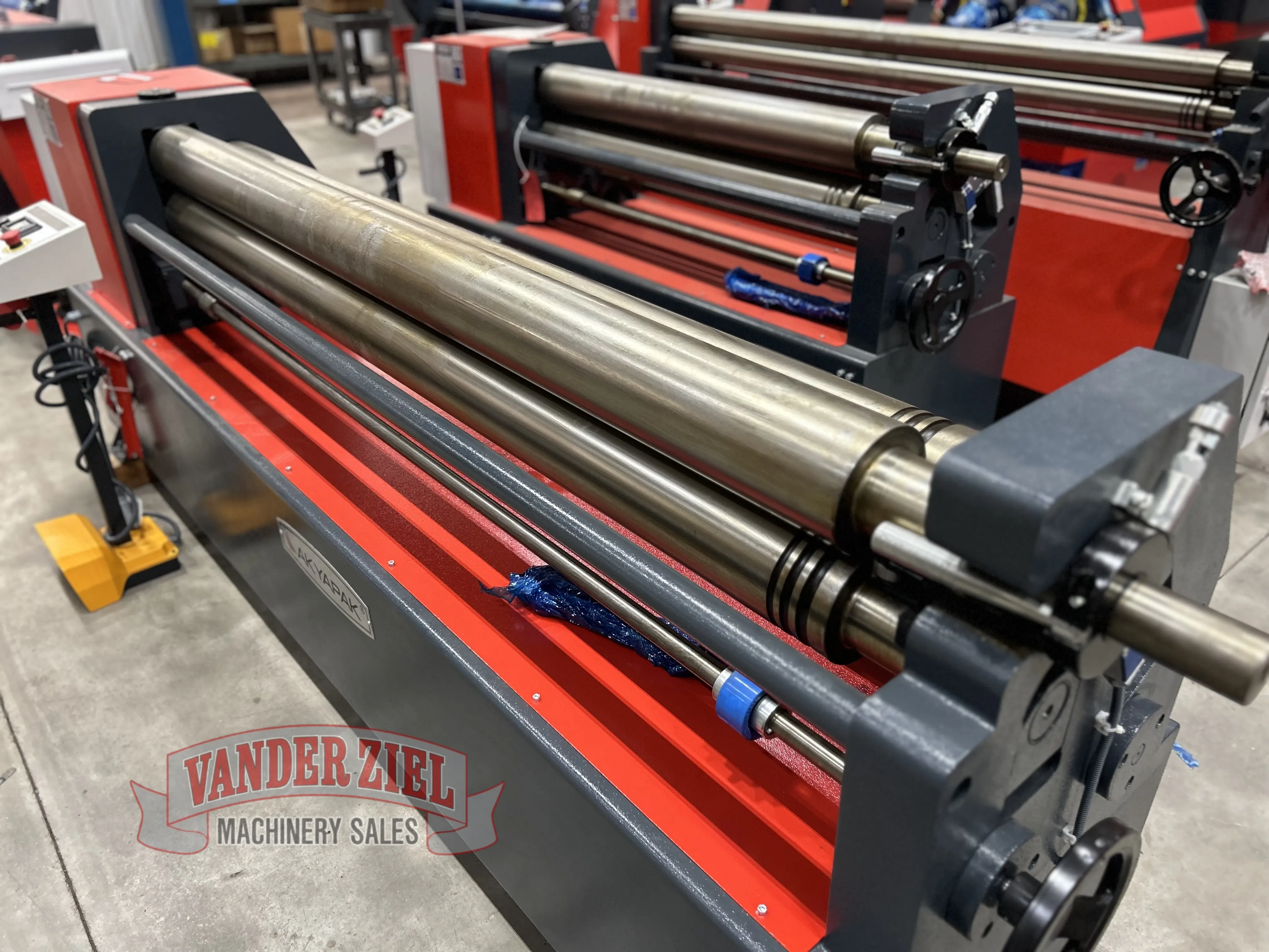 Akyapak ASM140-12/5.0 (4' x 1/4") 3 Roll Plate Bending Roll - NEW - Prefetch Image 44486