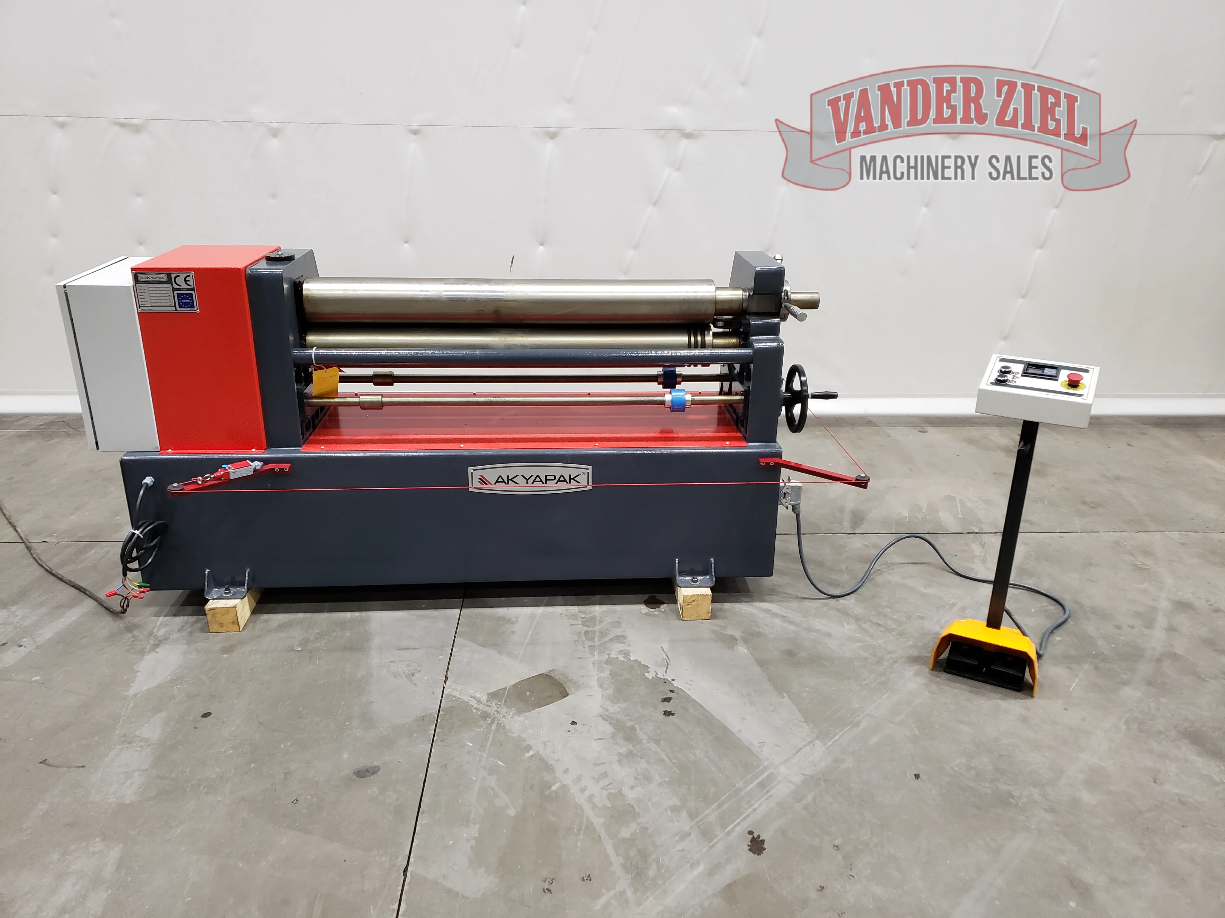 Akyapak ASM140-12/5.0 (4' x 1/4") 3 Roll Plate Bending Roll - NEW - Main Image 1