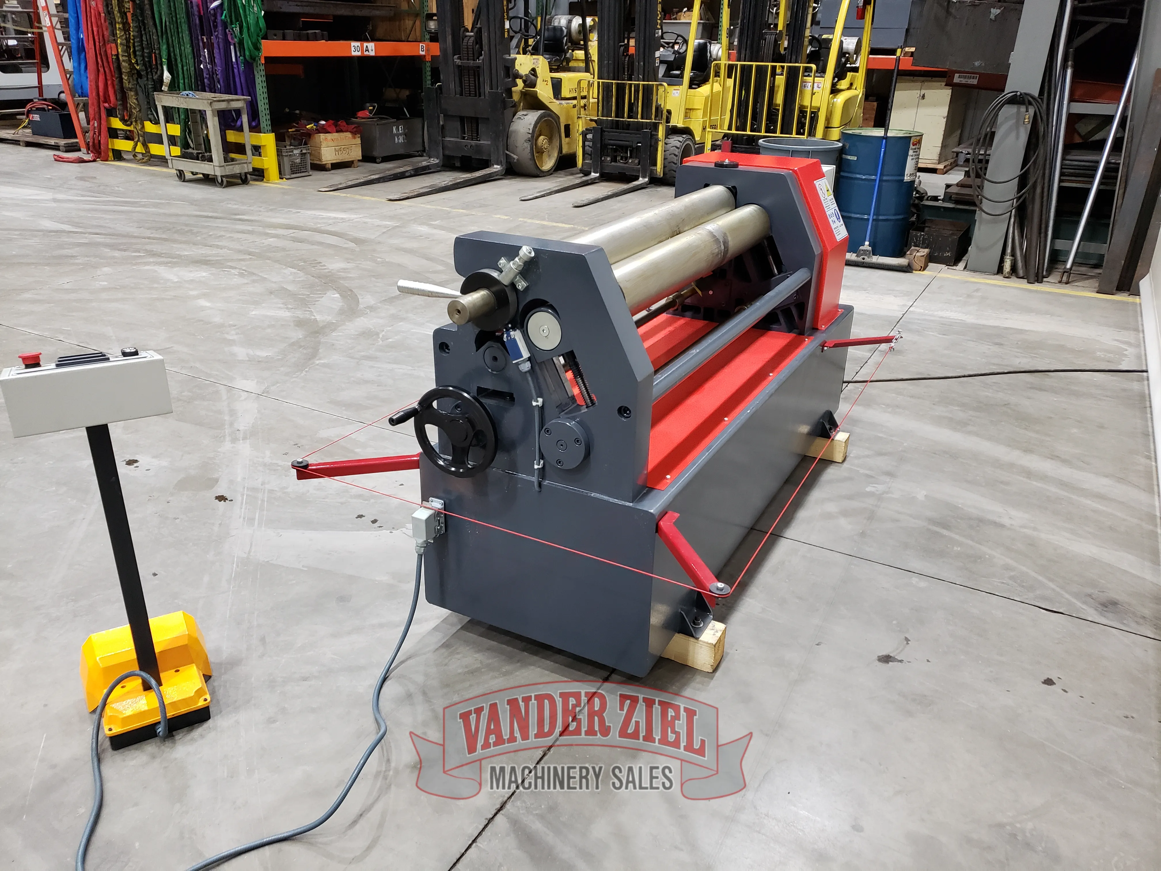 Akyapak ASM140-12/5.0 (4' x 1/4") 3 Roll Plate Bending Roll - NEW - Prefetch Image 44507