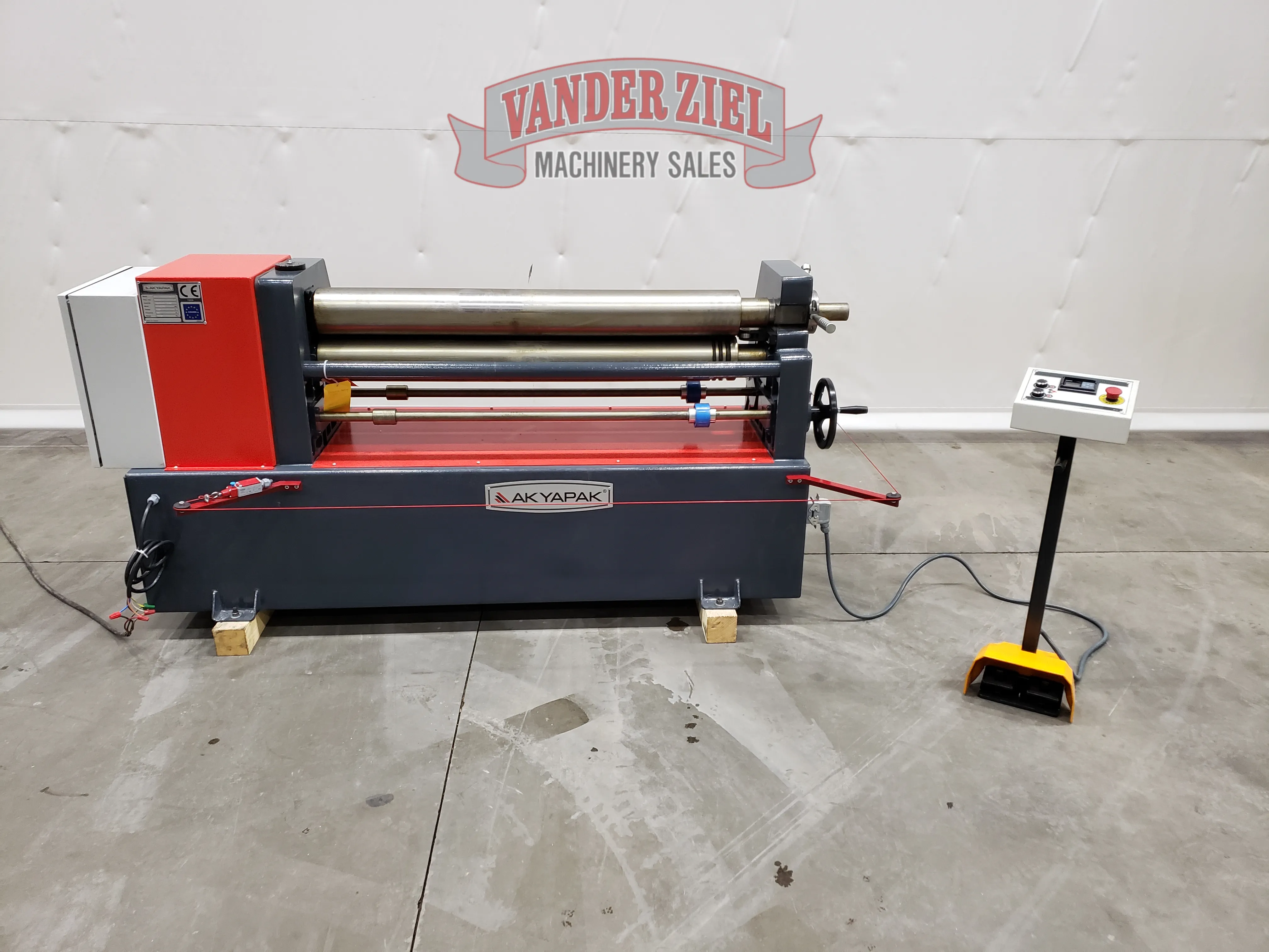 Akyapak ASM140-12/5.0 (4' x 1/4") 3 Roll Plate Bending Roll - NEW - Main Image 1