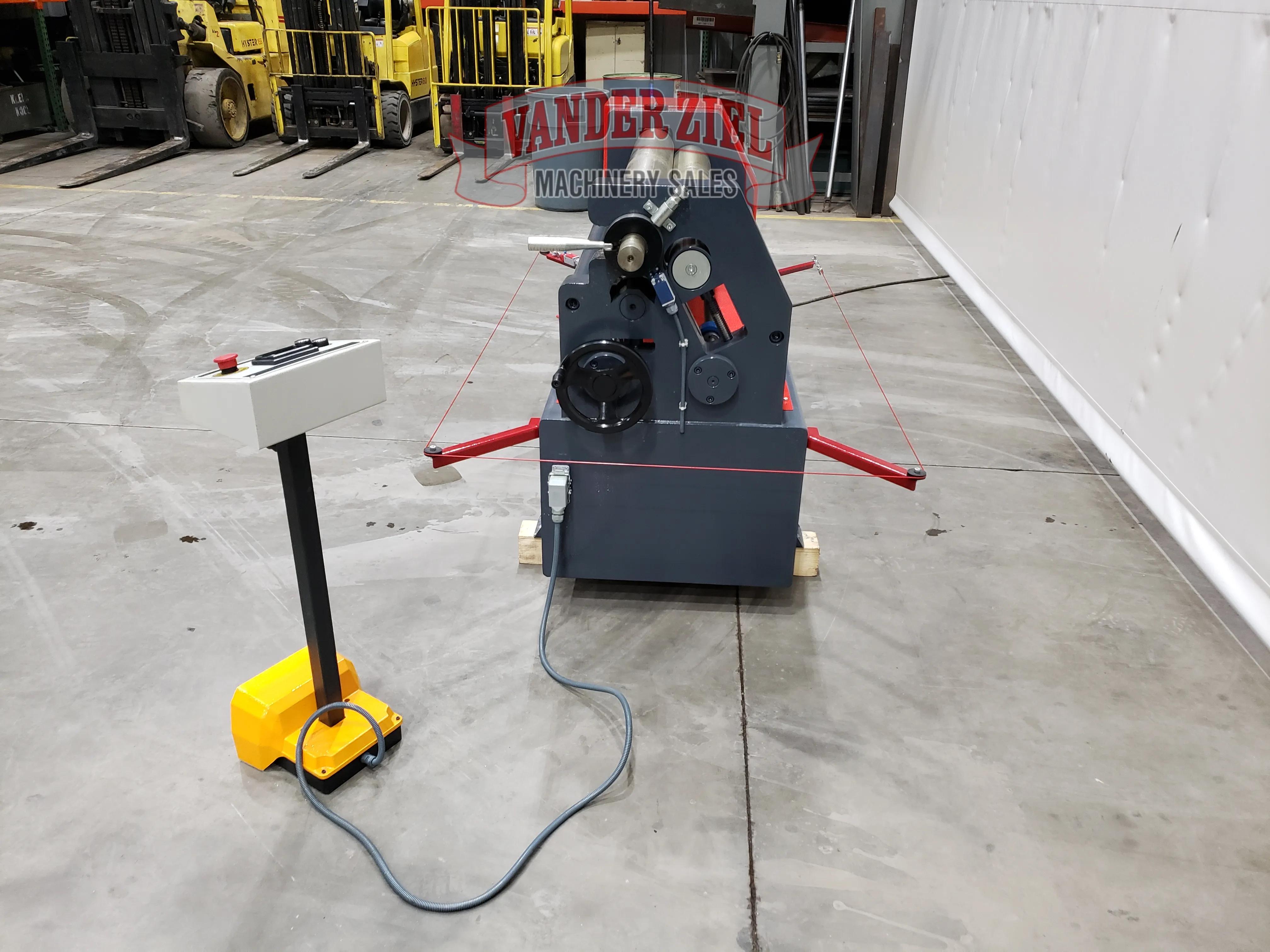 Akyapak ASM140-12/5.0 (4' x 1/4") 3 Roll Plate Bending Roll - NEW - Prefetch Image 44534